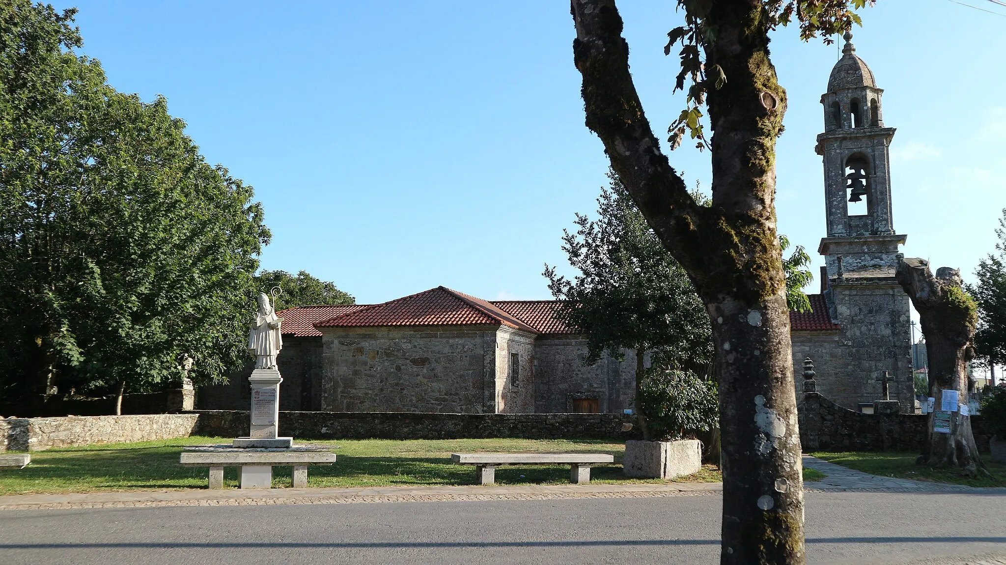 Photo showing: Igrexa de Santaia de Curtis. Santaia, Curtis, Curtis.