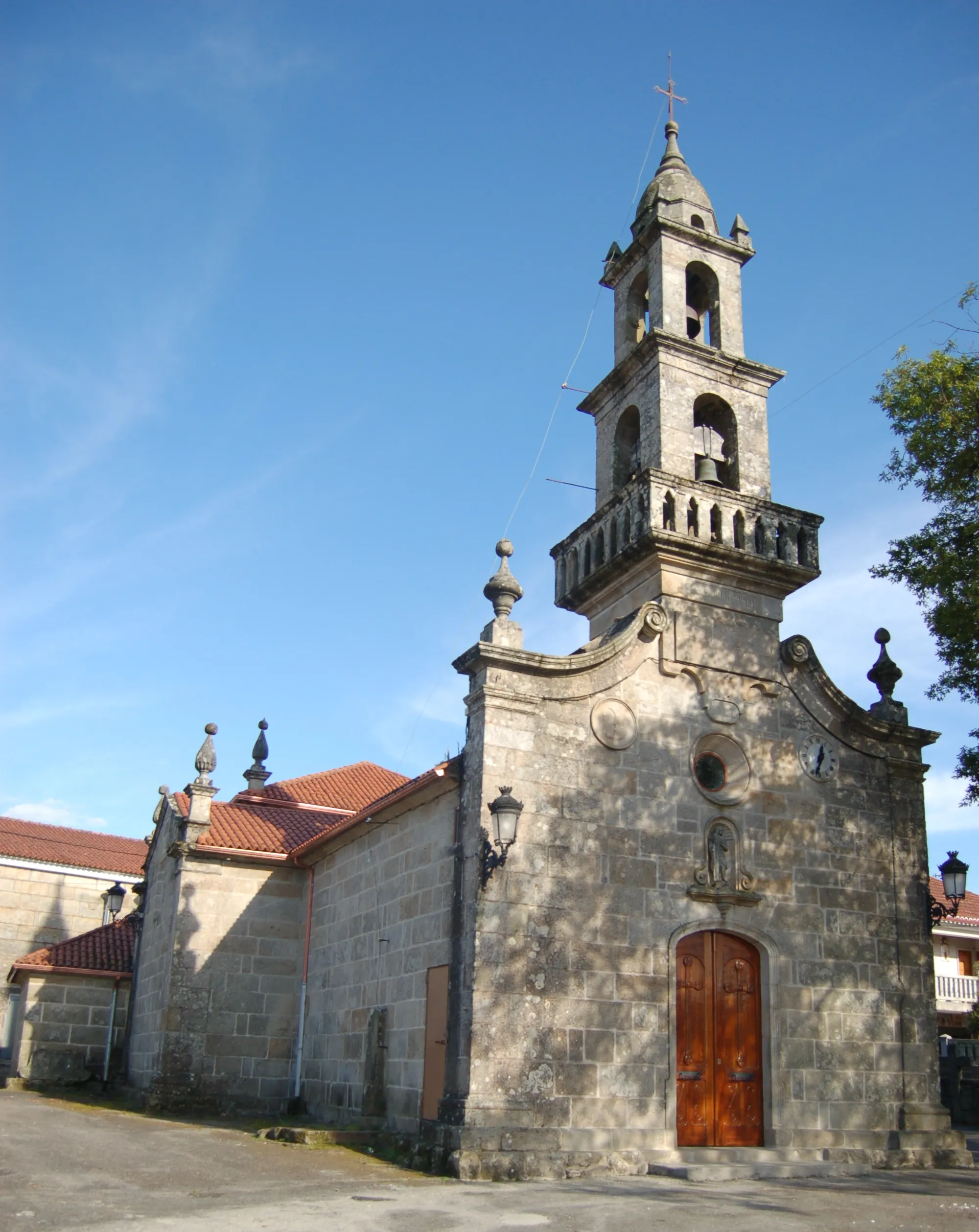 Photo showing: Igrexa parroquial de San Paio de Moscoso (Pazos de Borbén)