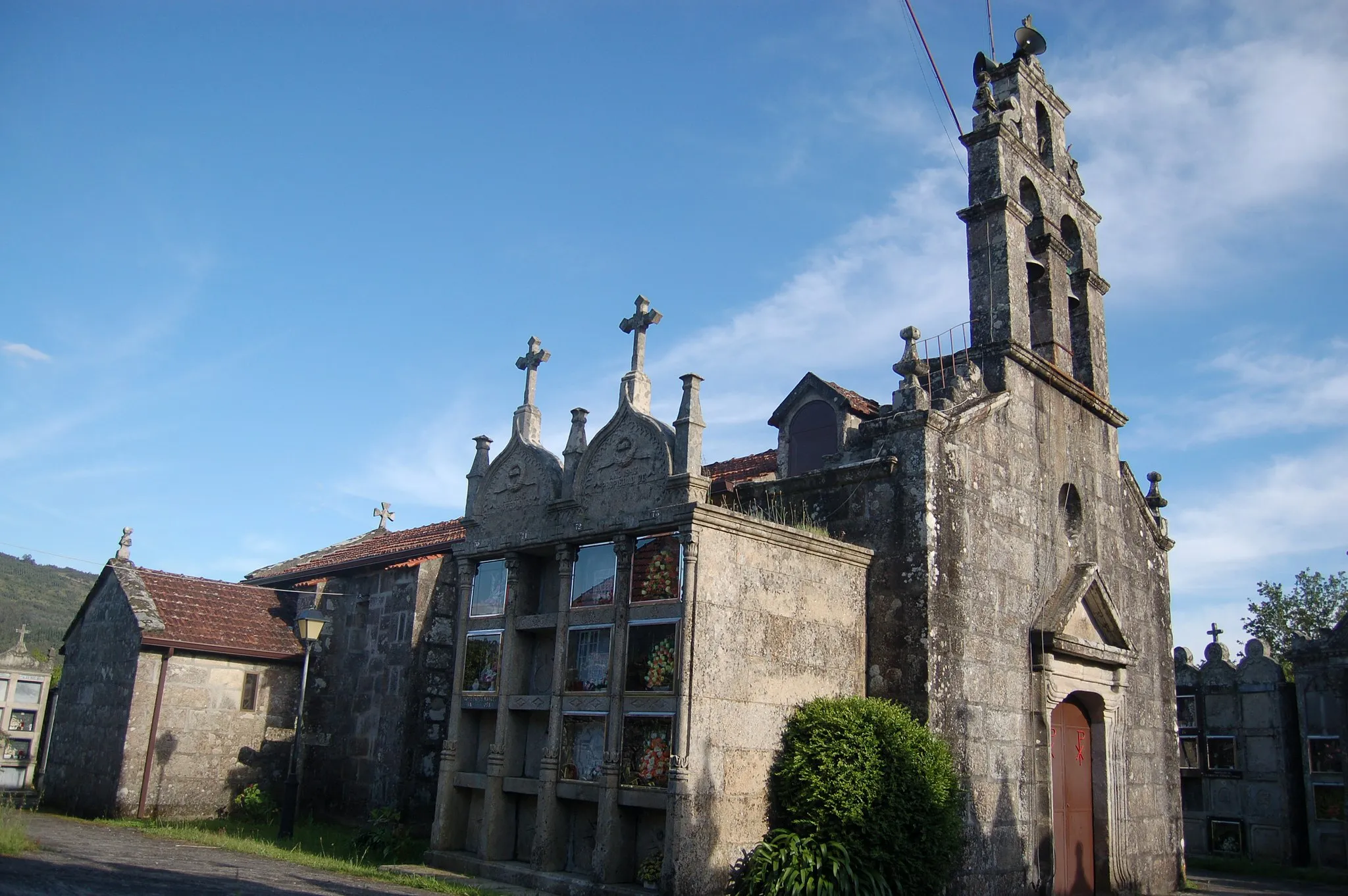 Photo showing: Igrexa parroquial de Santa María de Pazos (Pazos de Borbén)