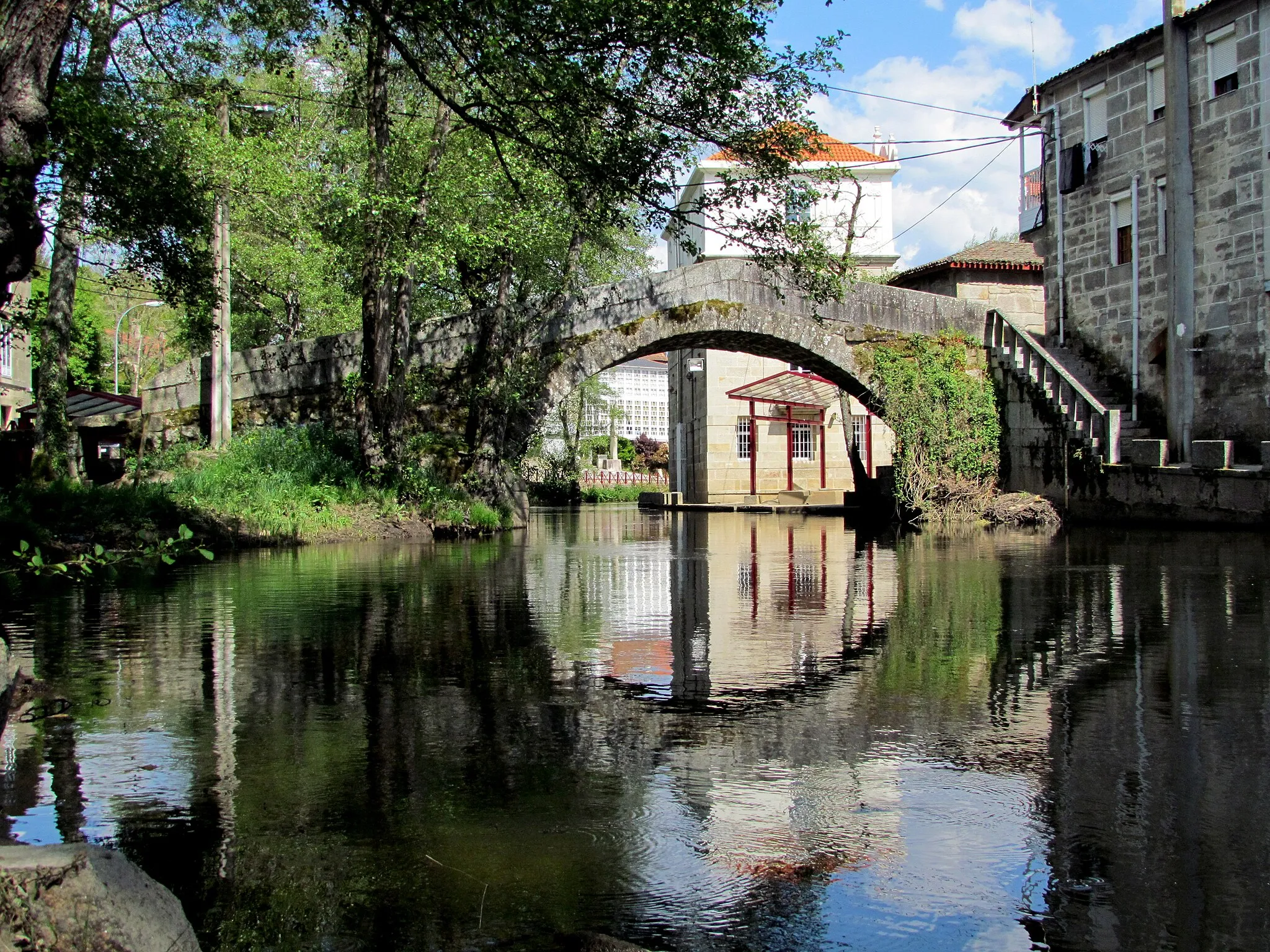 Photo showing: Baños de Molgas puente medieval