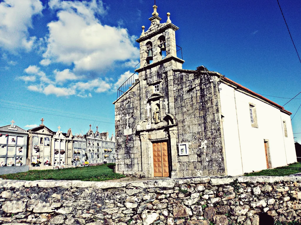 Photo showing: Igrexa de San Pedro de Cumeiro en Vila de Cruces