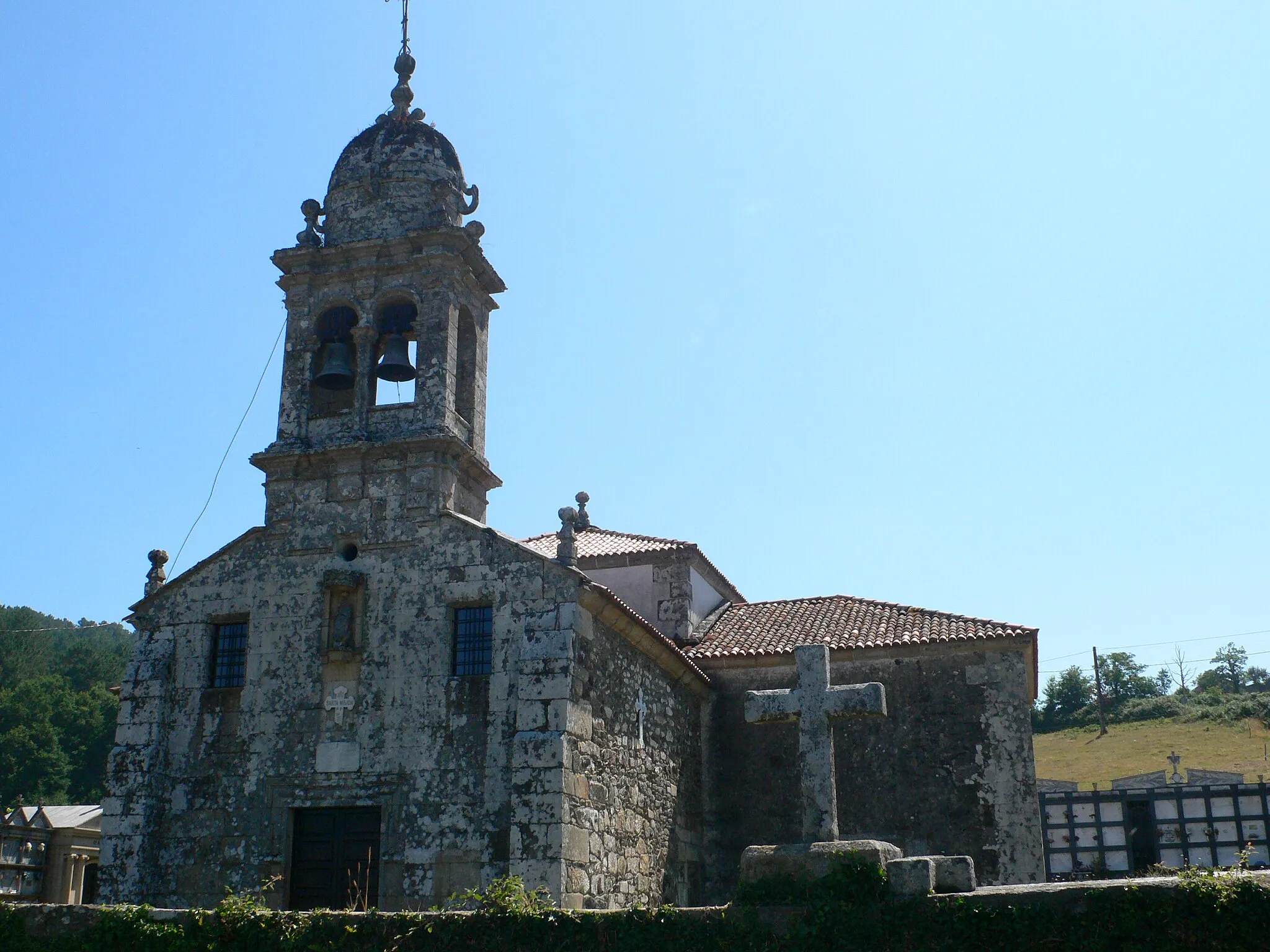 Photo showing: Igrexa de Santa María de Piloño, Vila de Cruces