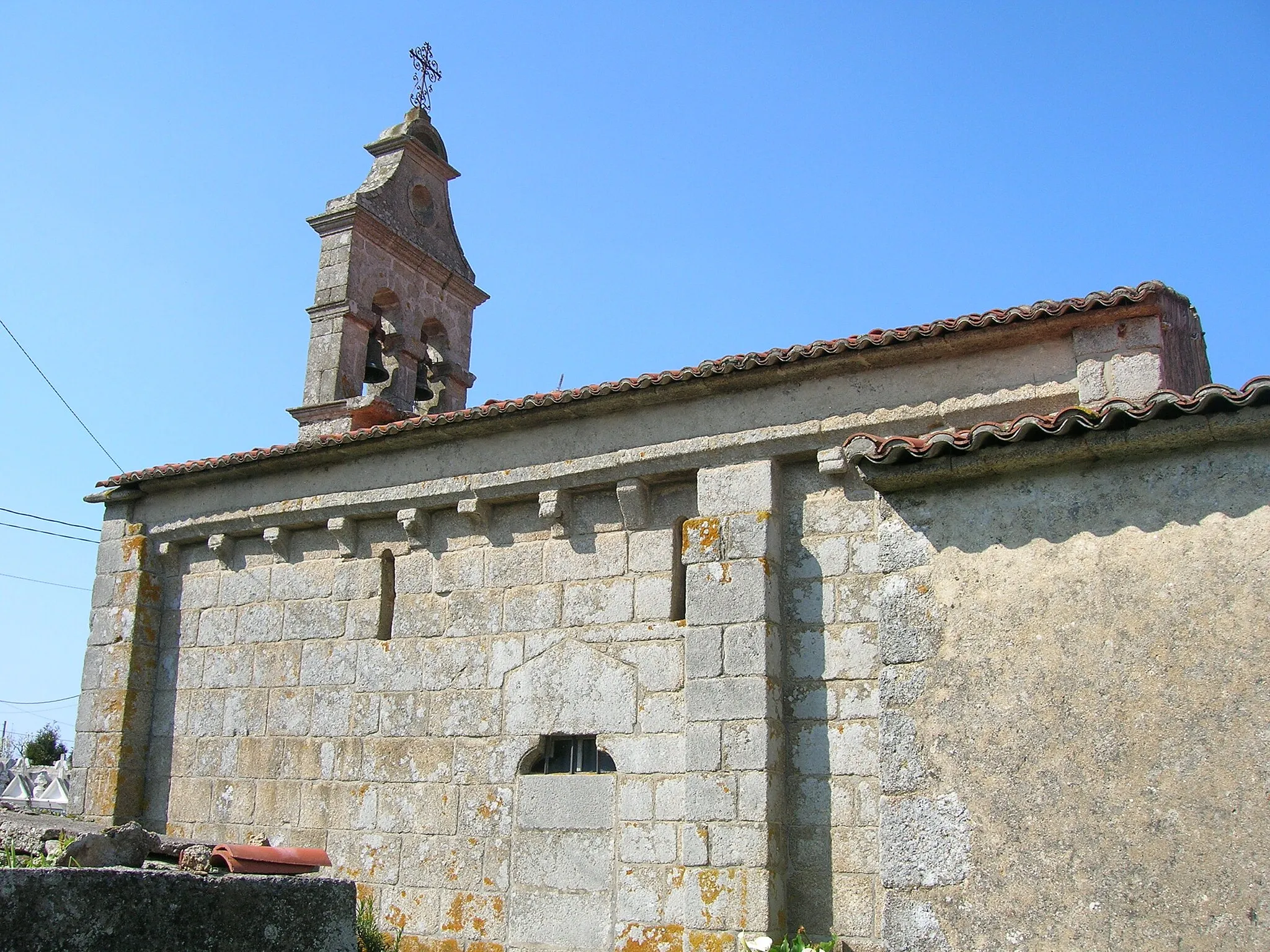 Photo showing: Edificada a finales del siglo XII, tiene planta de nave única y  ábside rectangular.