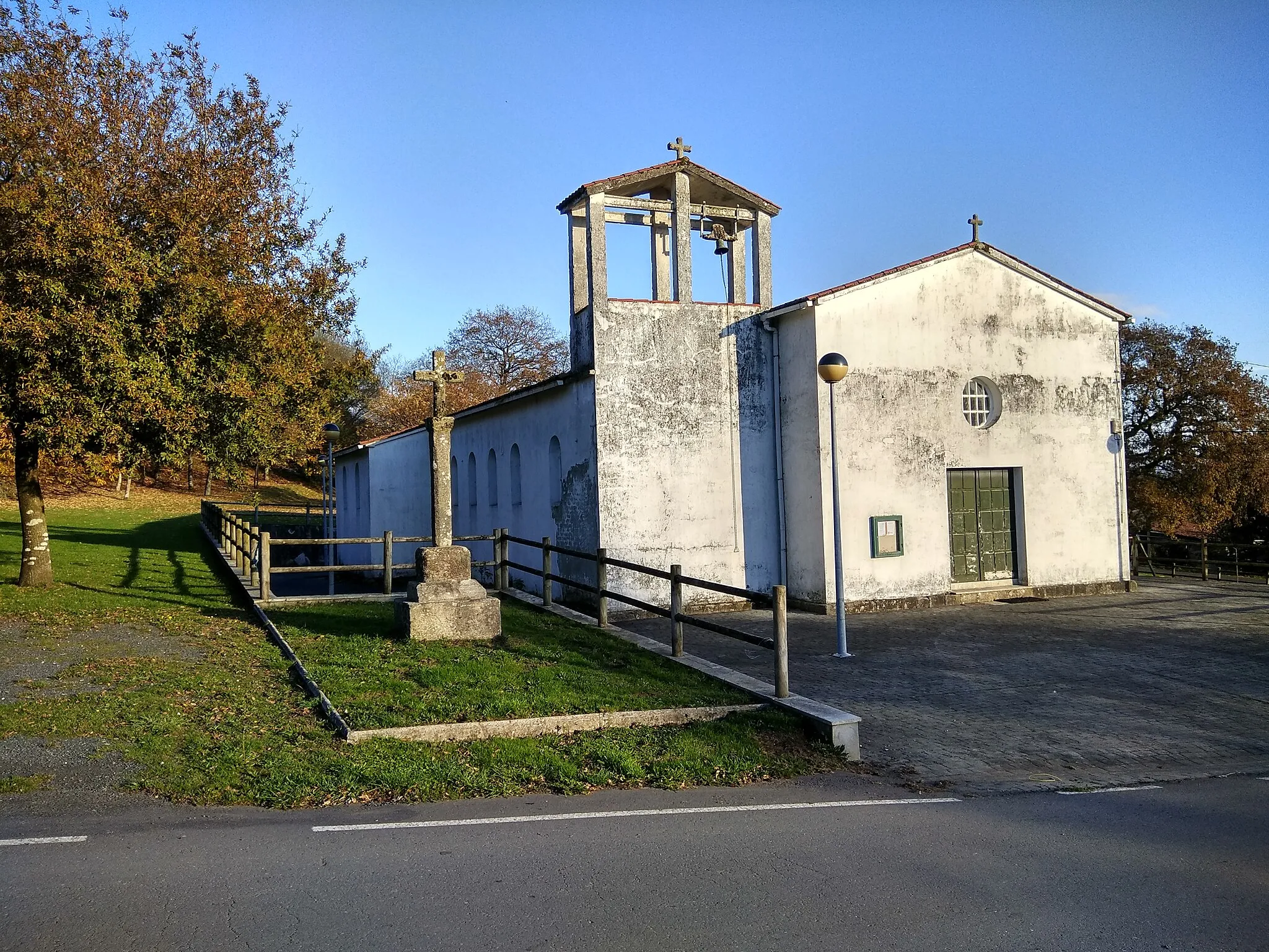 Photo showing: Capela de Santa Xuliana da Illana, na parroquia de Fisteus, do concello de Curtis, Galiza.