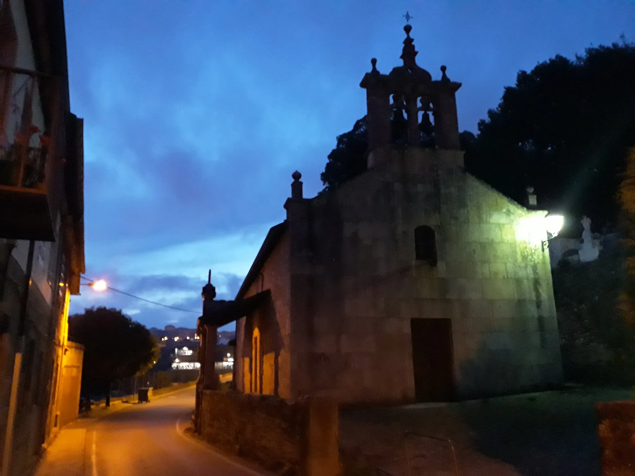 Photo showing: Saint Lazarus' Church on the Primitive Way of Saint James in Cal de Peón, Lugo, Galicia, Spain.