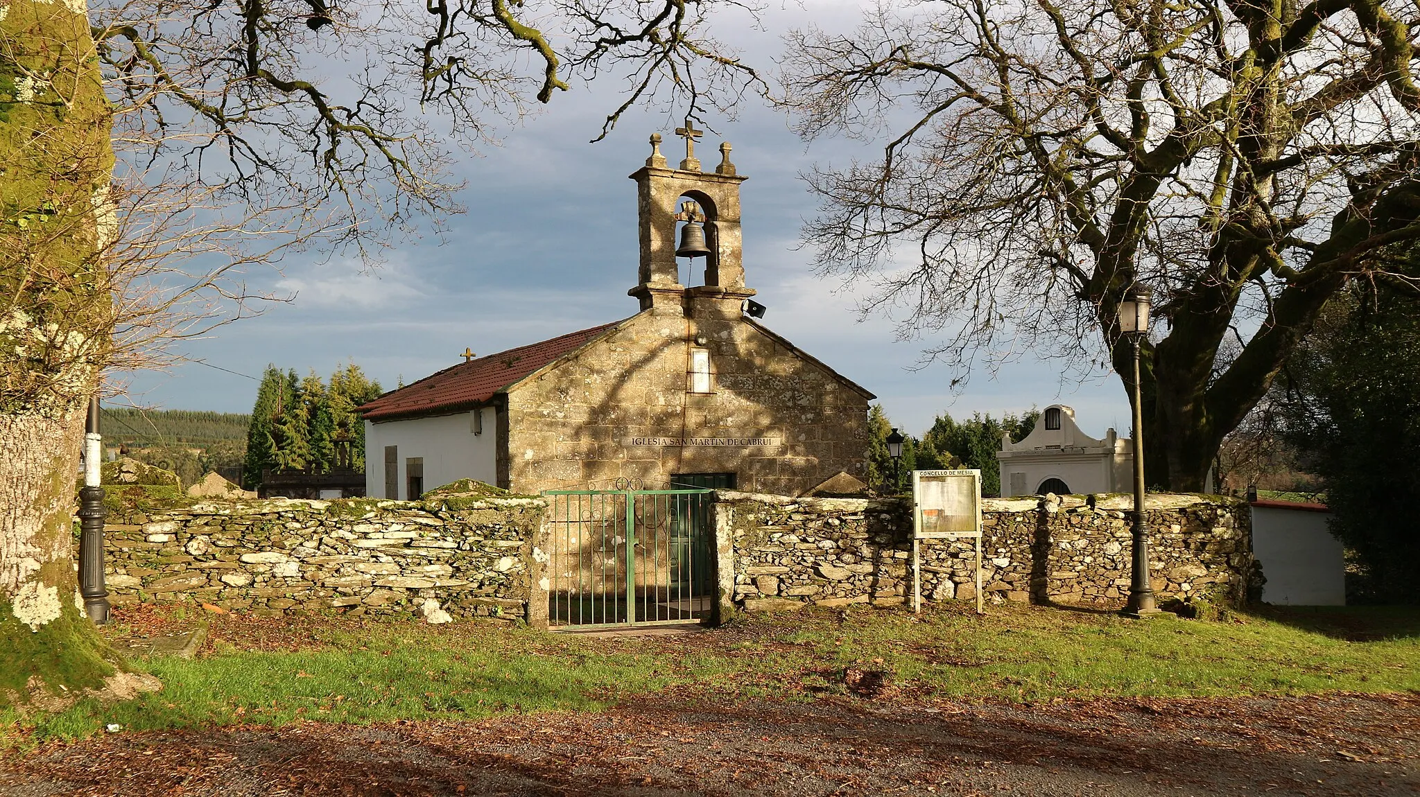 Photo showing: Igrexa de San Martiño de Cabrui. Cabrui, Mesía.