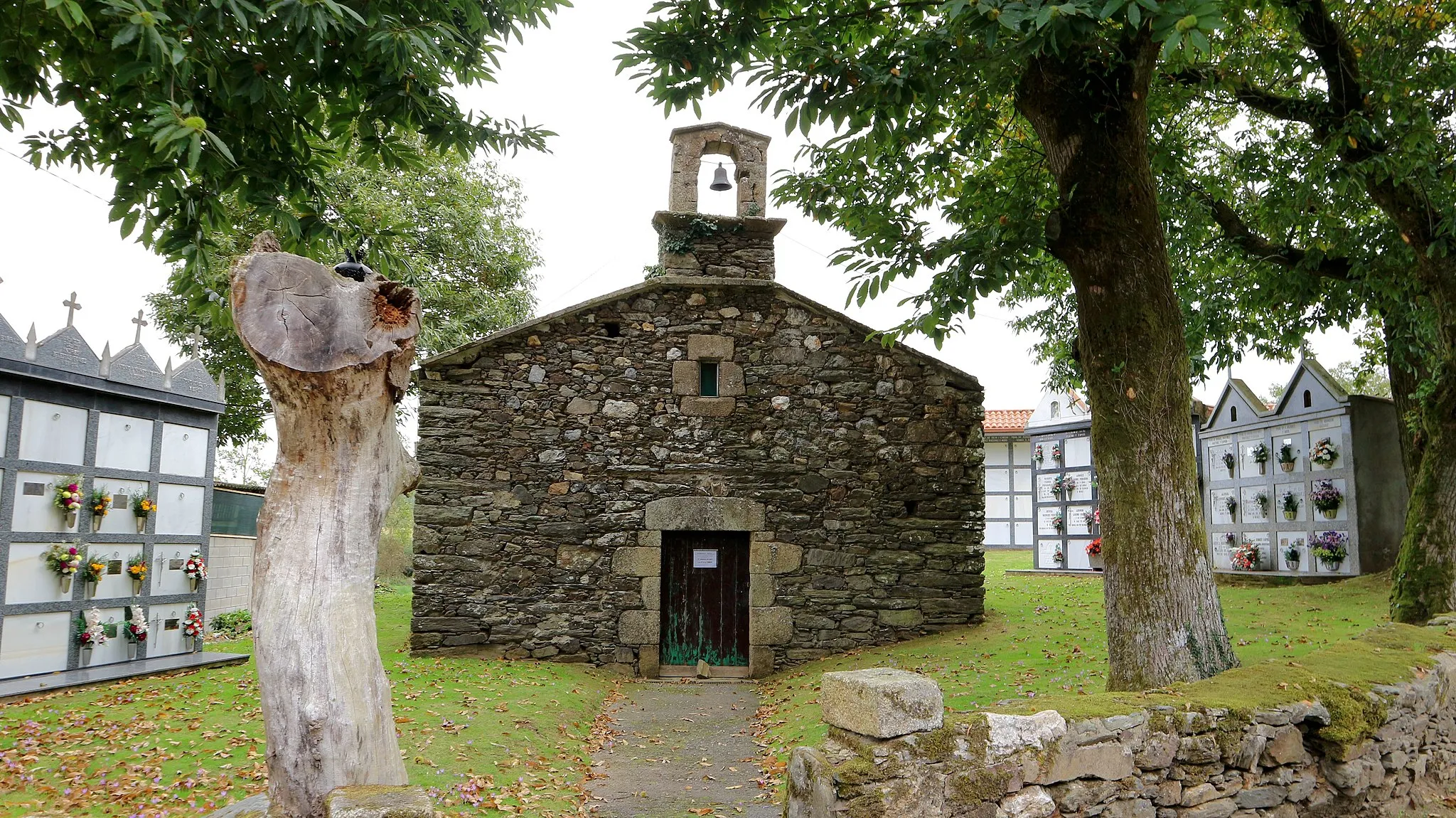 Photo showing: Igrexa de San Lourenzo de Bruma, Mesía (A Coruña).
