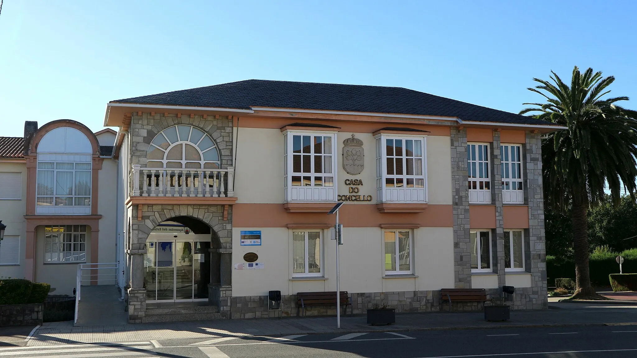 Photo showing: Casa consistorial do Concello de Abegondo. San Marco, Abegondo, Abegondo.