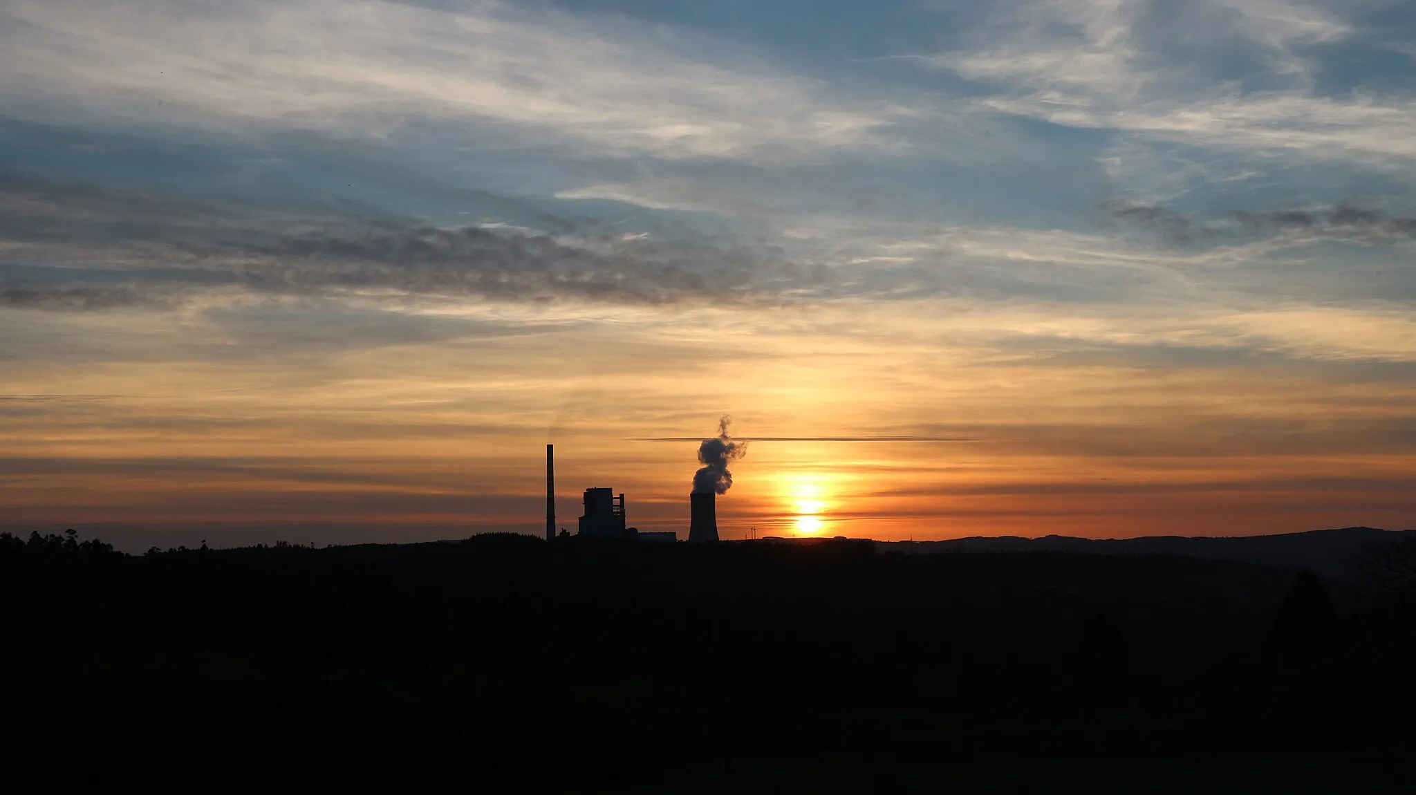 Photo showing: Panorámica da Central Térmica de Meirama. Ardemil, Ordes.