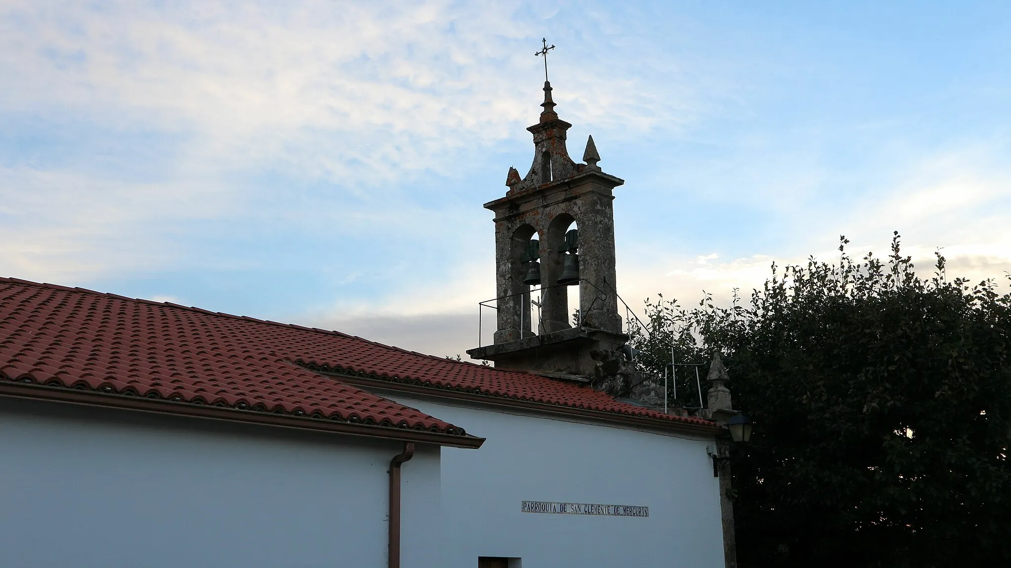 Photo showing: Igrexa de San Clemente de Mercurín. Mercurín, Ordes.