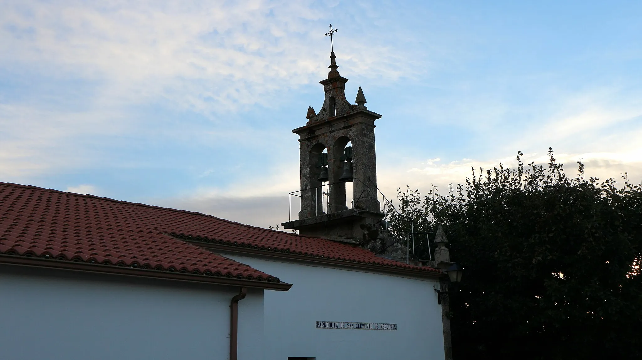Photo showing: Igrexa de San Clemente de Mercurín. Mercurín, Ordes.