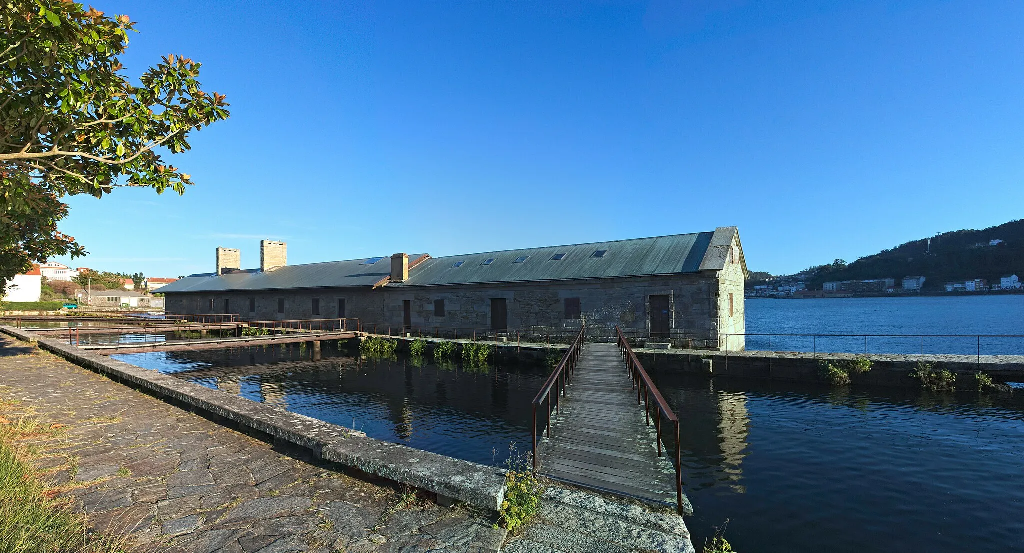 Photo showing: Tide mill Pozo de Cachón, in Muros, Galicia, España.