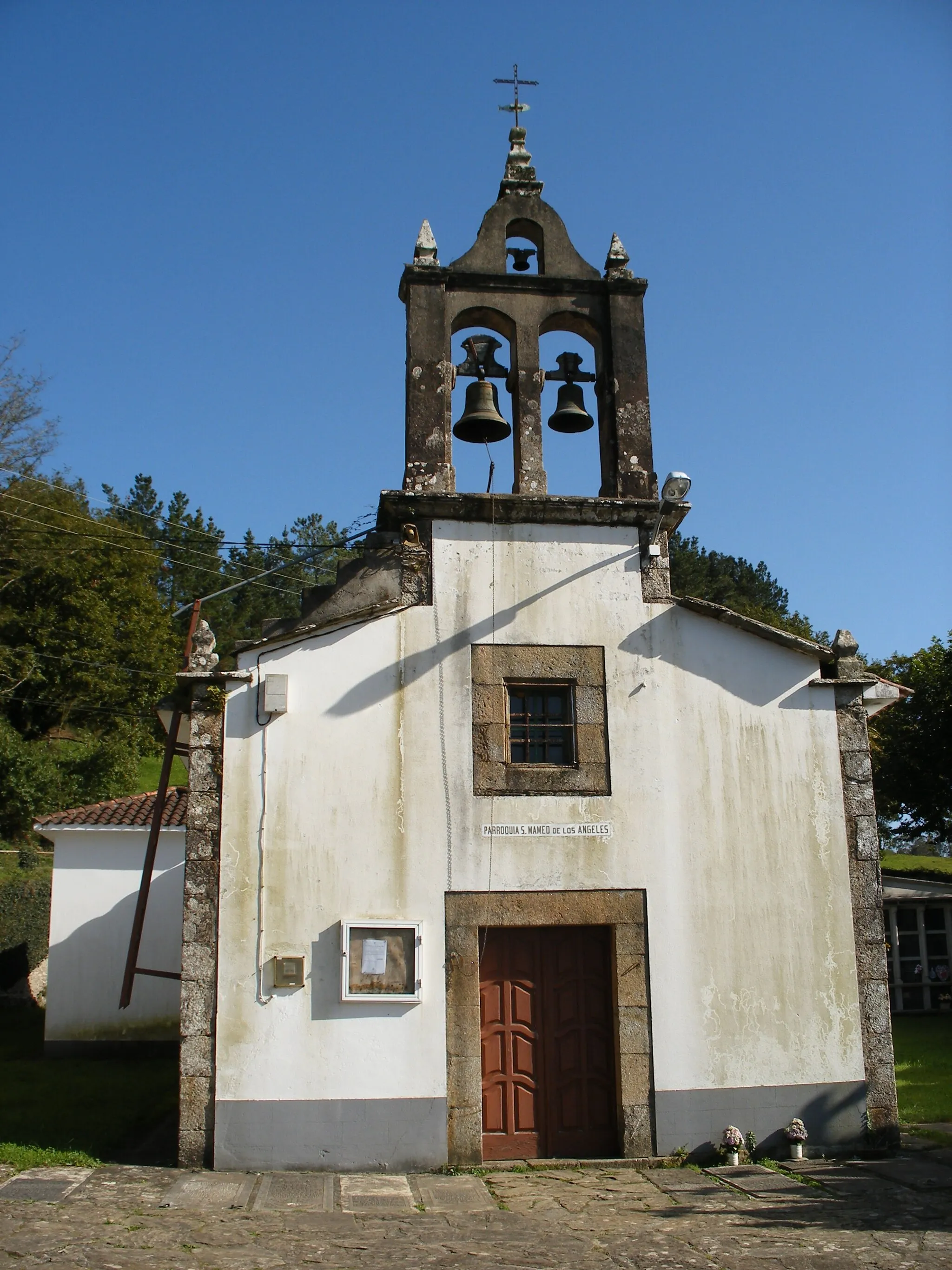 Photo showing: Igrexa parroquial dos Ánxeles no concello coruñés de Oroso.