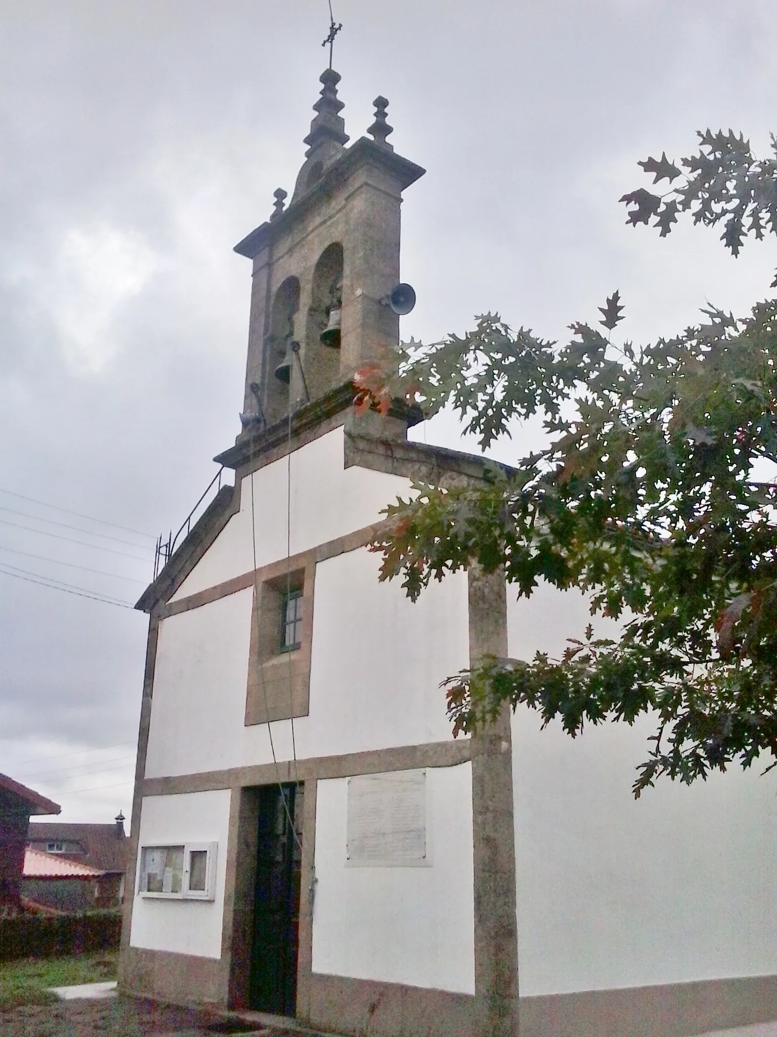 Photo showing: Igrexa parroquial de San Martiño de Oroso no concello de Oroso.
