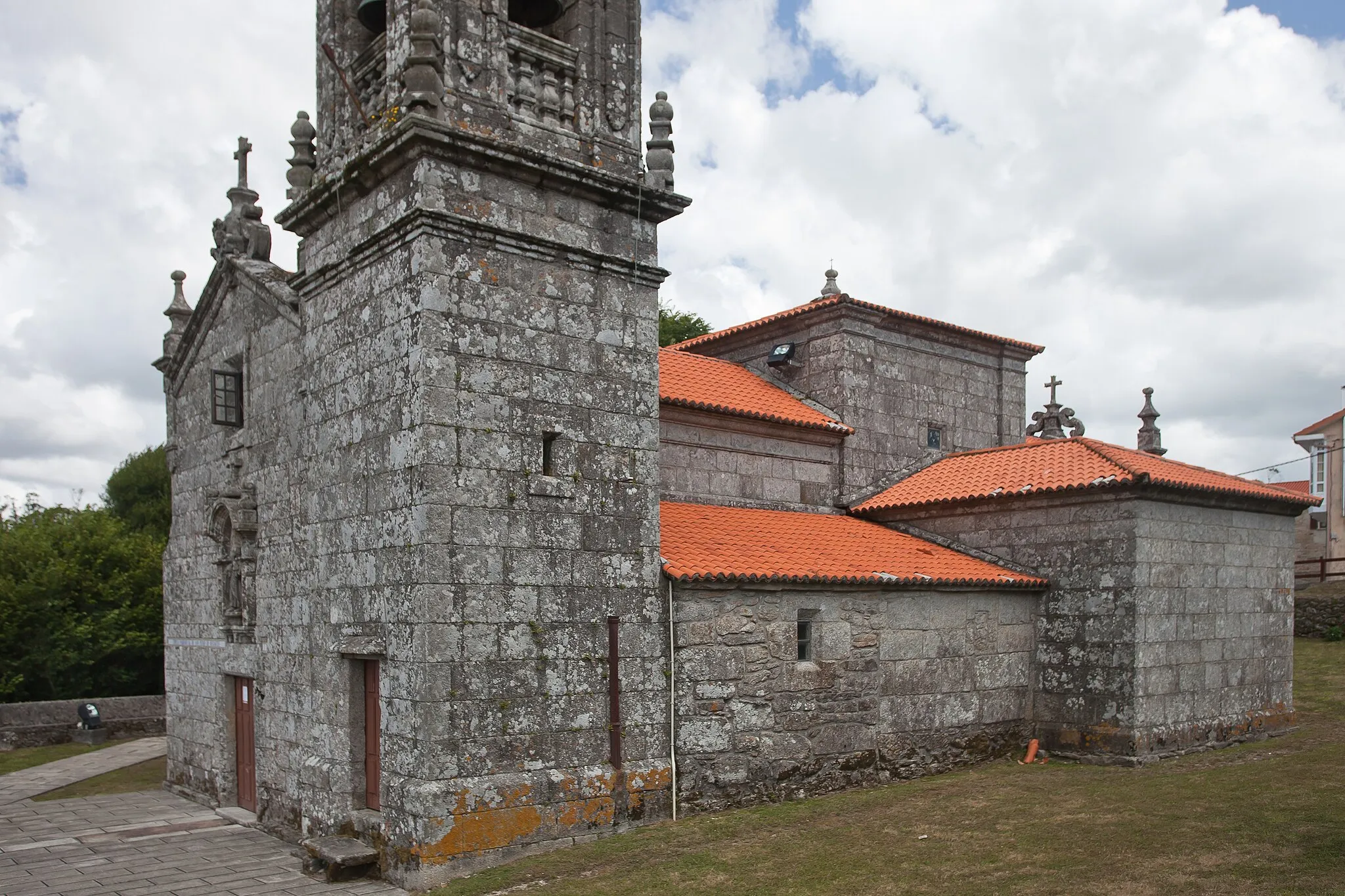 Photo showing: Igrexa de San Pedro de Buxantes, Dumbría, Galiza