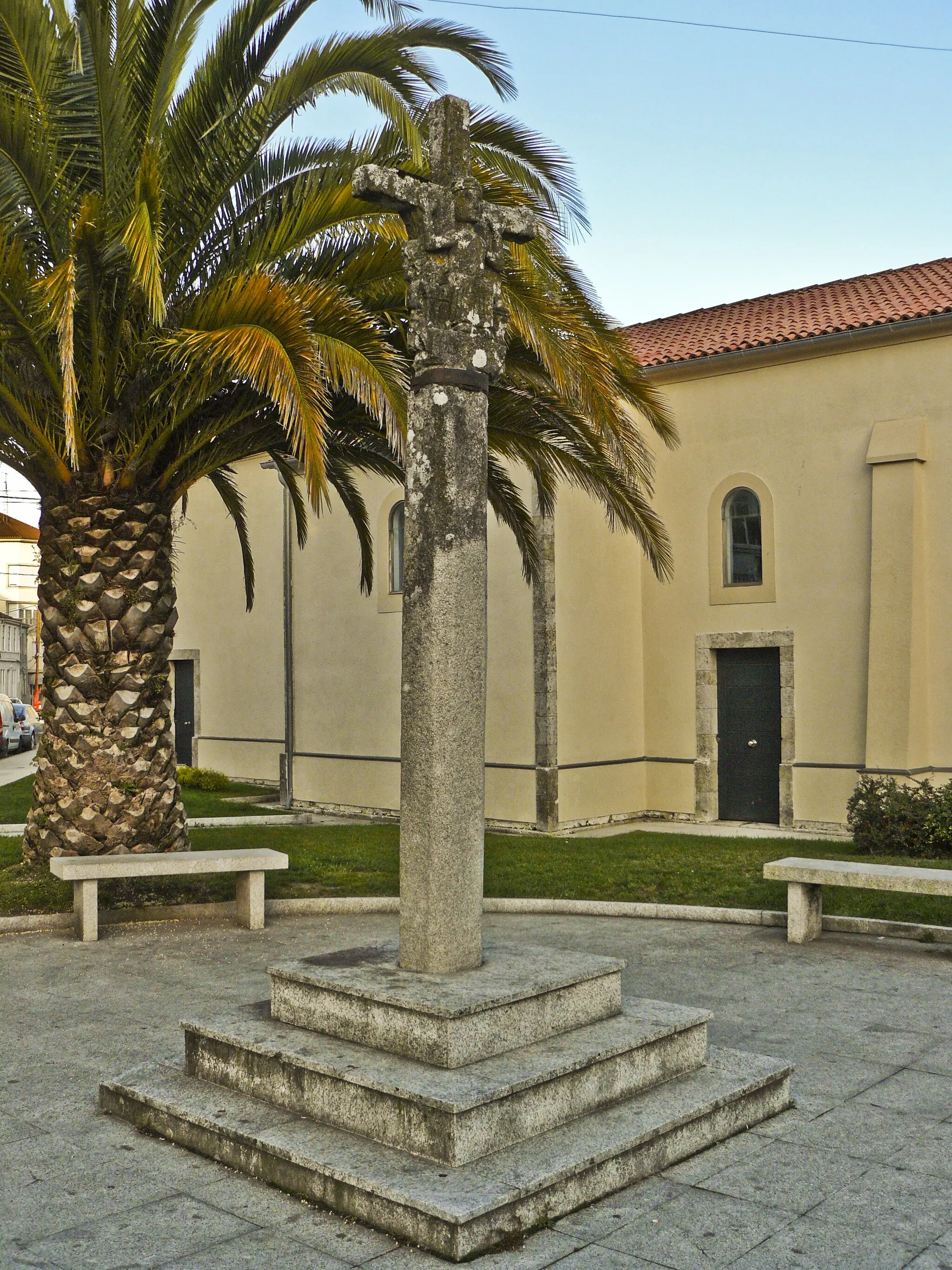 Photo showing: Cruceiro de Melide