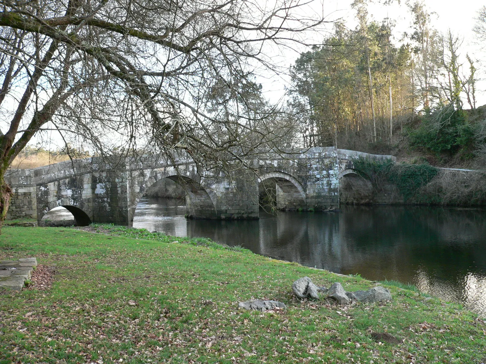 Photo showing: Brandomil (Ponte medieval sobre o Xallas)