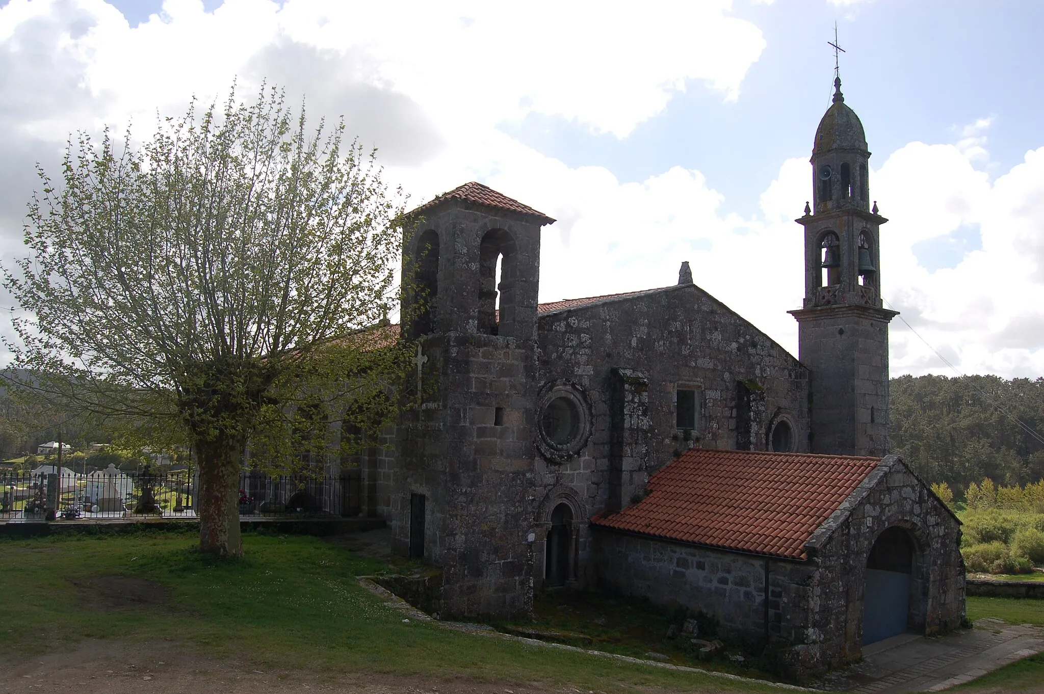 Photo showing: Igrexa de San Xulián de Moraime, en Moraime (Muxía).