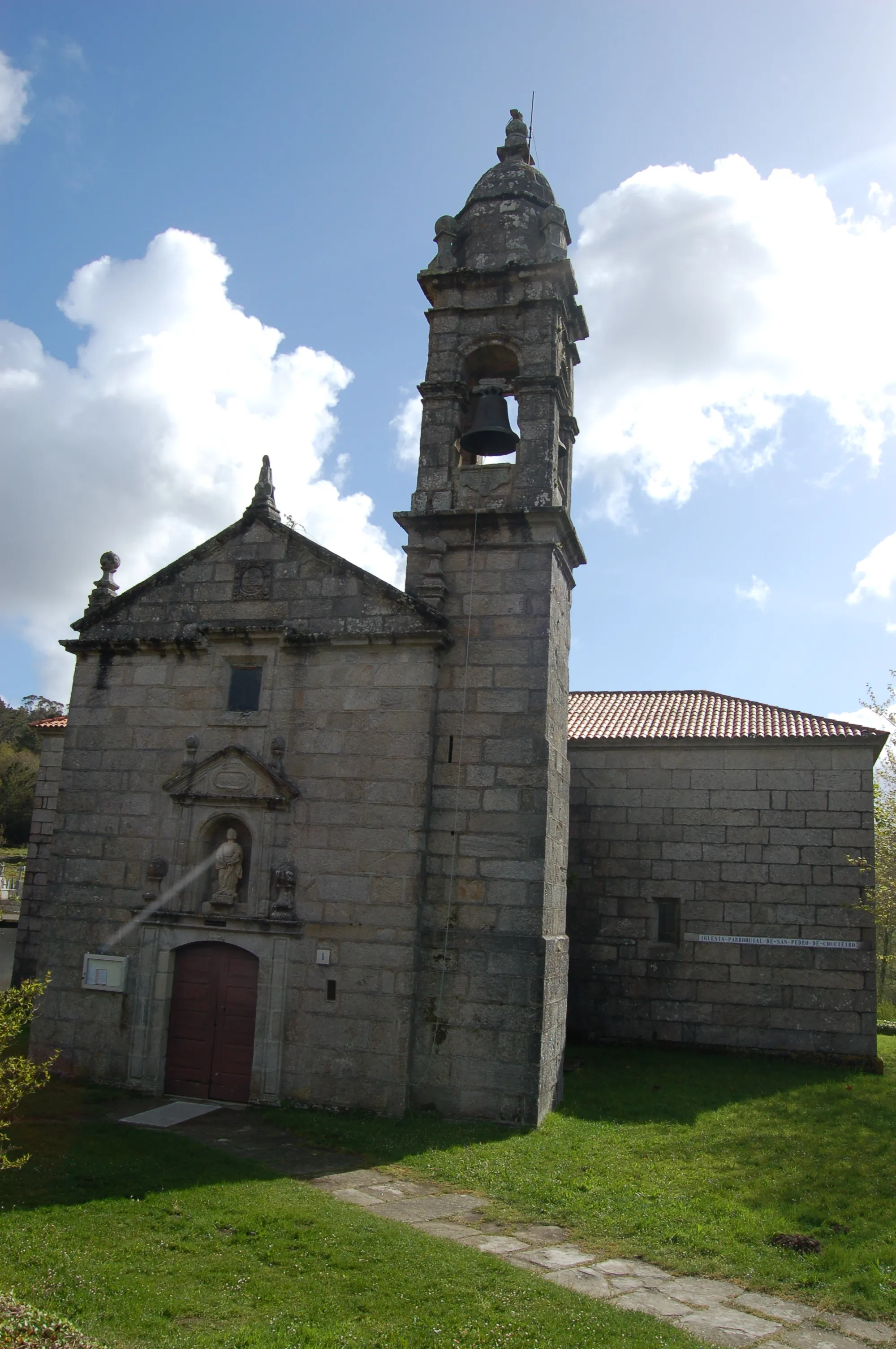 Photo showing: Igrexa parroquial de Coucieiro (Muxía).