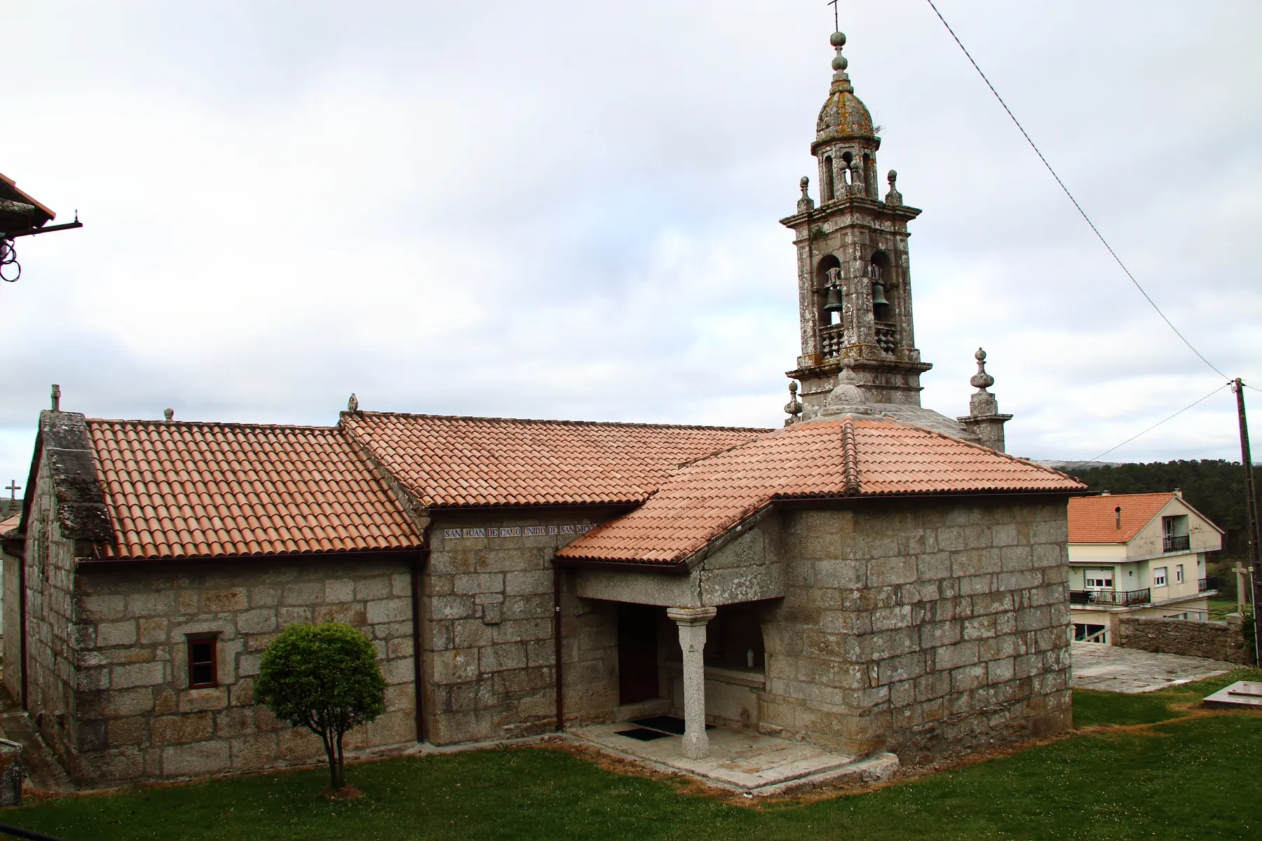 Photo showing: Igrexa de San Xoán de Calo no concello de Vimianzo da provincia da Coruña