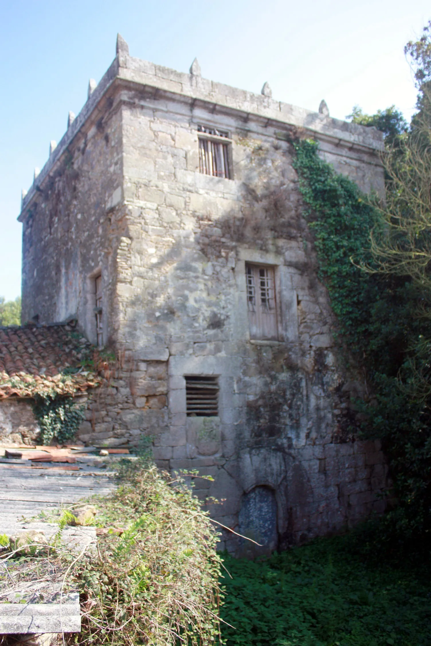 Photo showing: Torre da Penala, A Penela, A Silvarredonda, Cabana de Bergantiños (Cabana de Bergantiños).