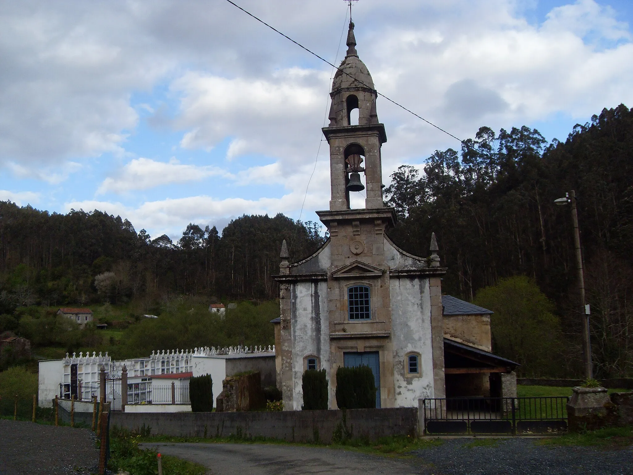 Photo showing: Igrexa de Mera de Arriba no concello de Ortigueira.