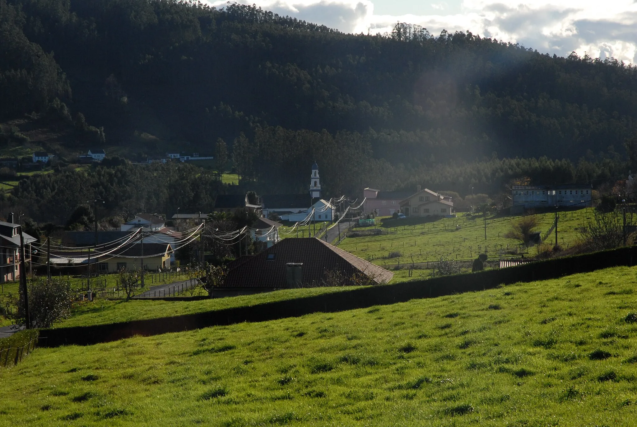 Photo showing: Igrexa da San Román no concello de Cedeira