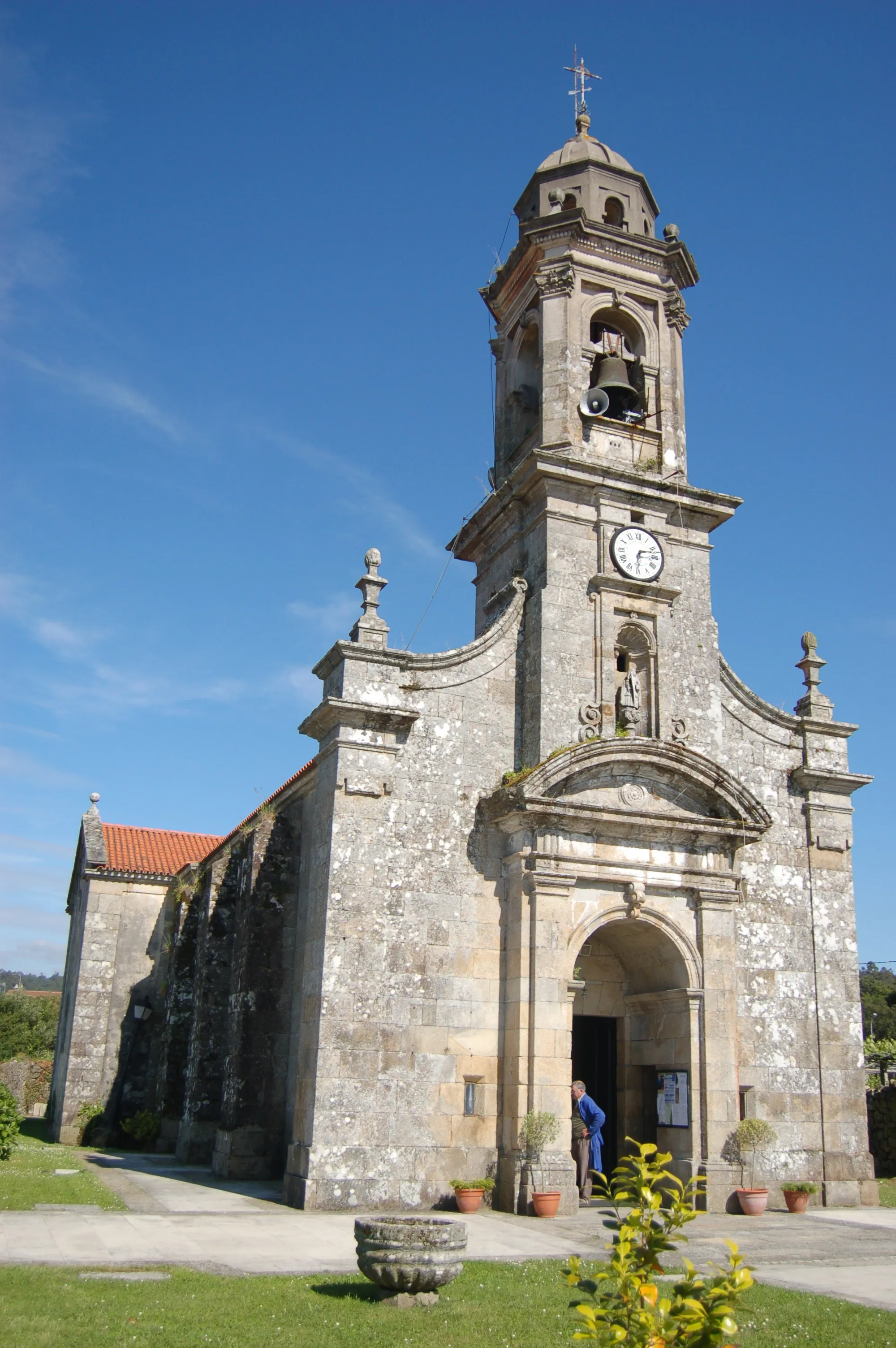 Photo showing: Igrexa parroquial de Santa Baia de Ribadumia (Ribadumia)