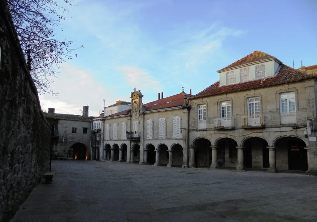 Photo showing: Plaza de Mugártegui en Pontevedra Capital