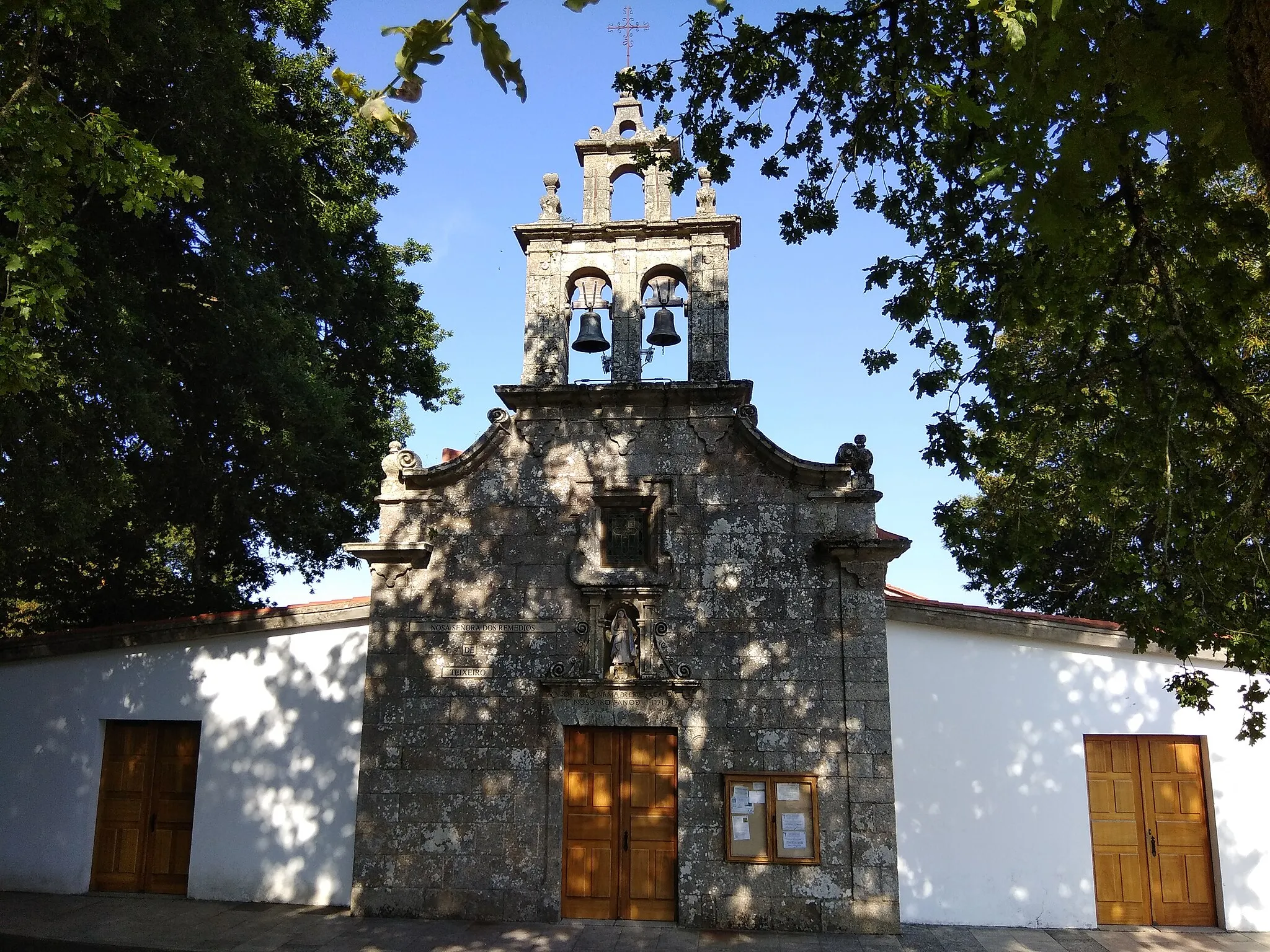 Photo showing: Igrexa da Nosa Señora dos Remedios de Teixeiro, Curtis, Galiza.