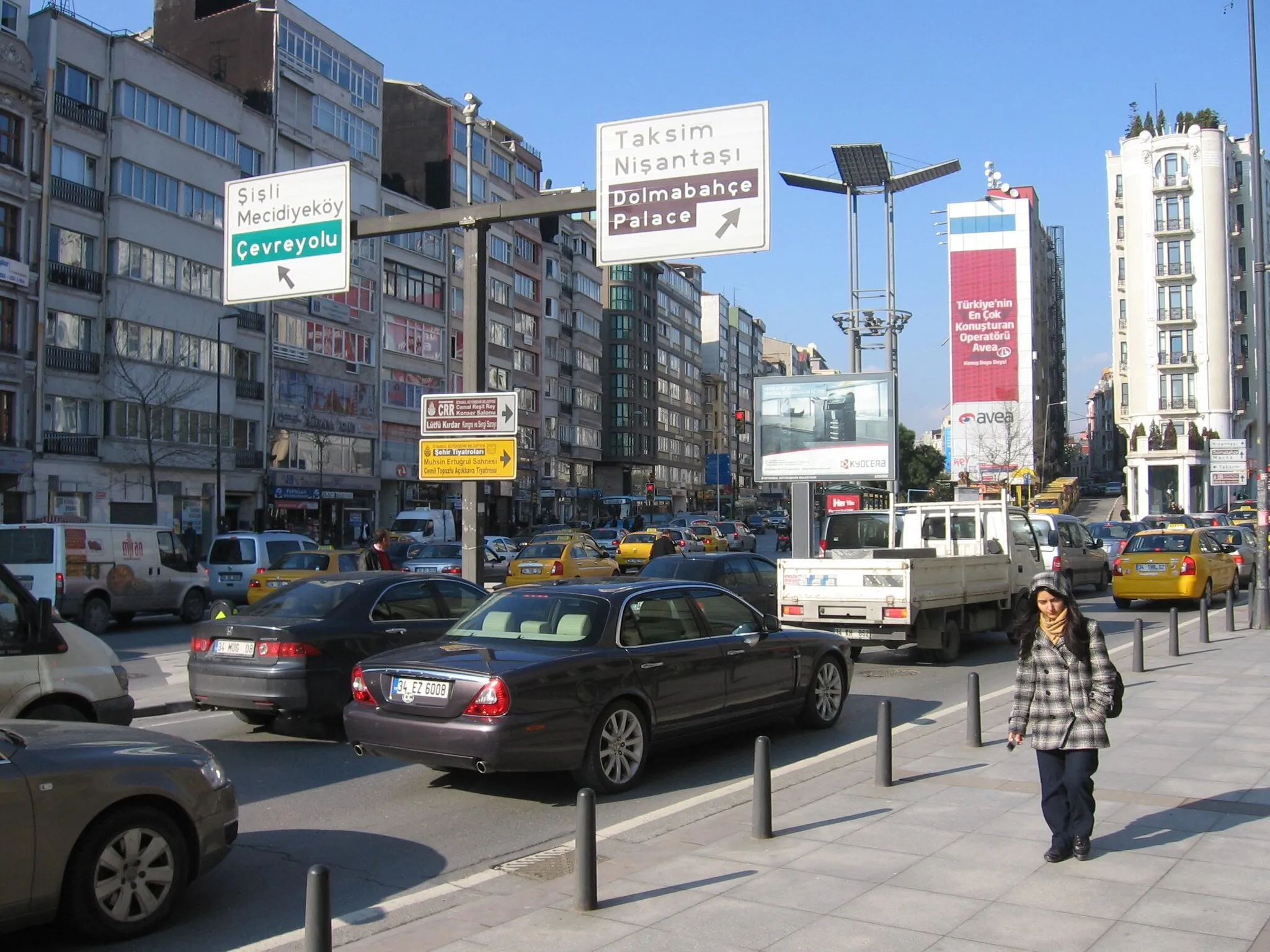 Photo showing: Harbiye kavşağı