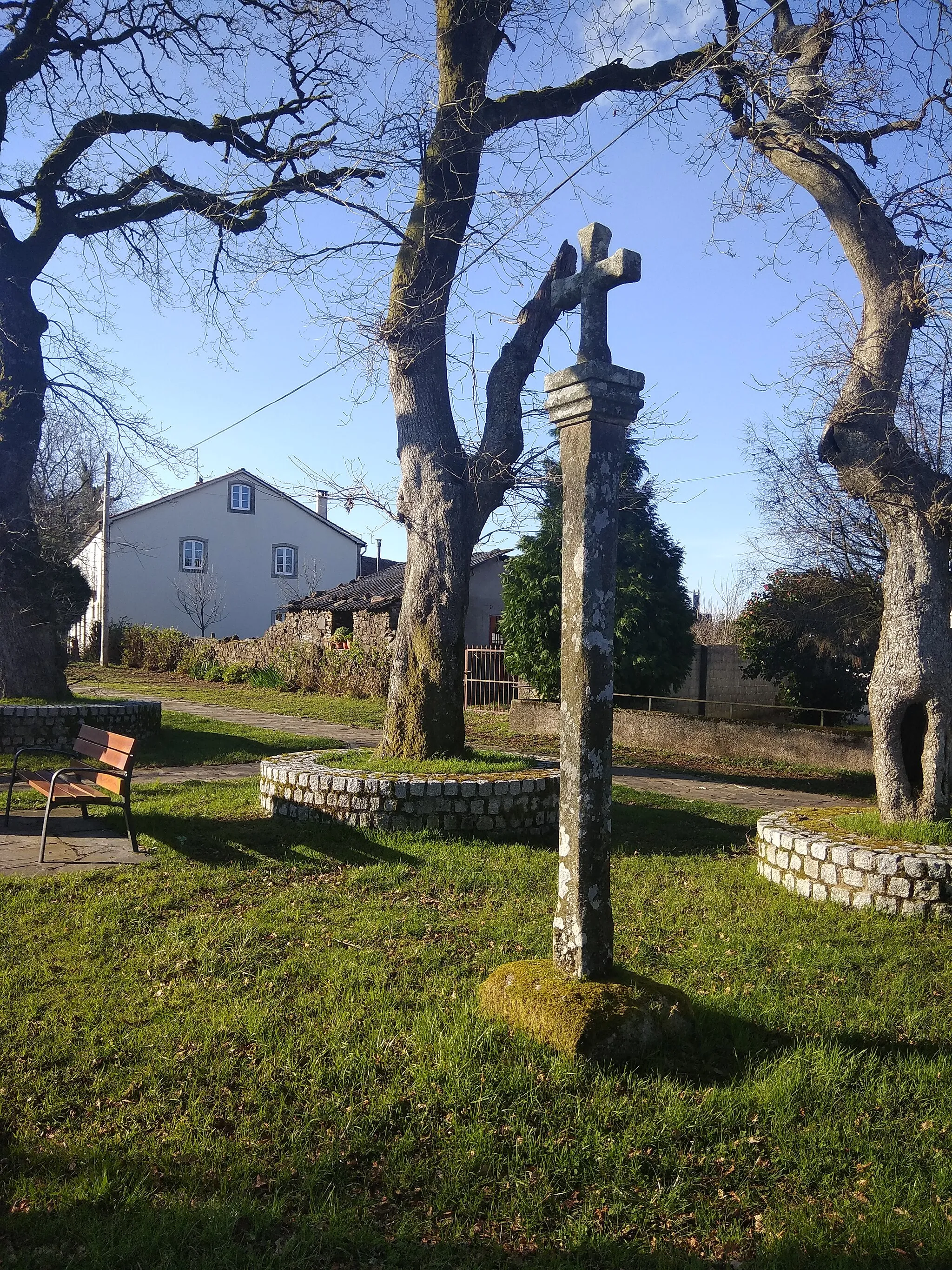 Photo showing: Cruceiro das Cruces (Sobrado).