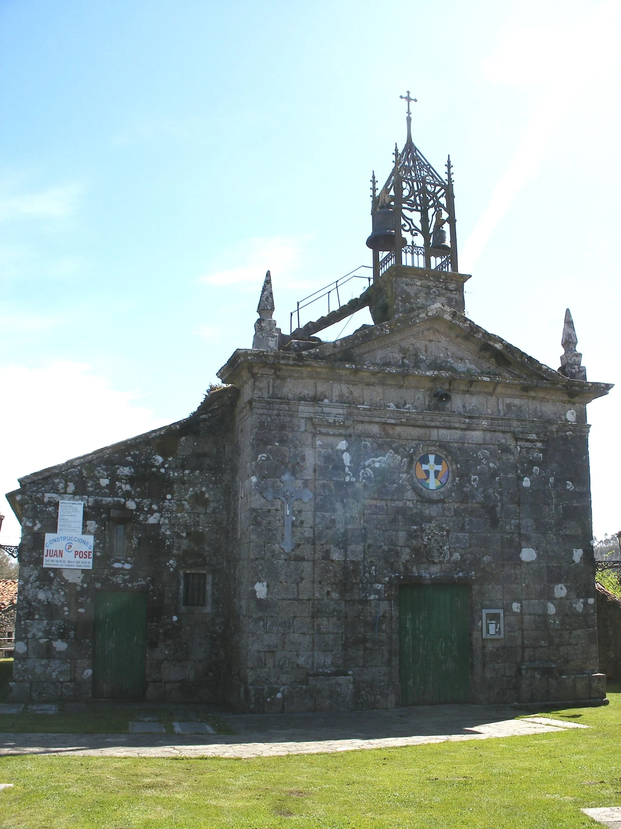 Photo showing: Igrexa parroquial de Freixeiro no concello coruñés de Santa Comba