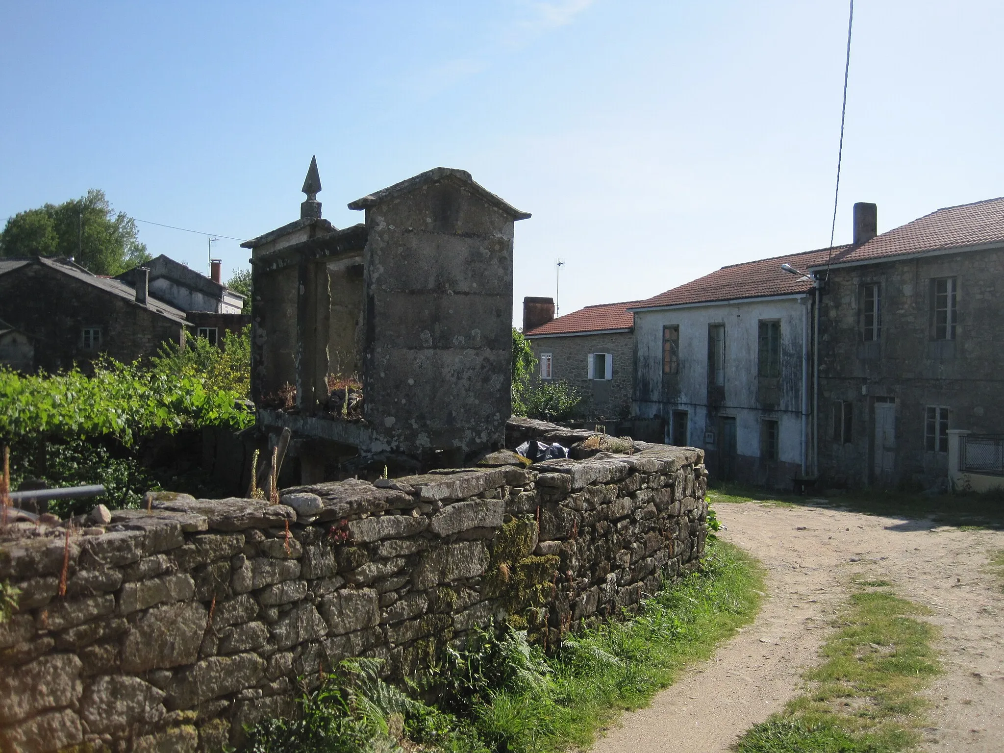 Photo showing: Center of San Paio, Roo parish, council of Noia (A Coruña - Spain)