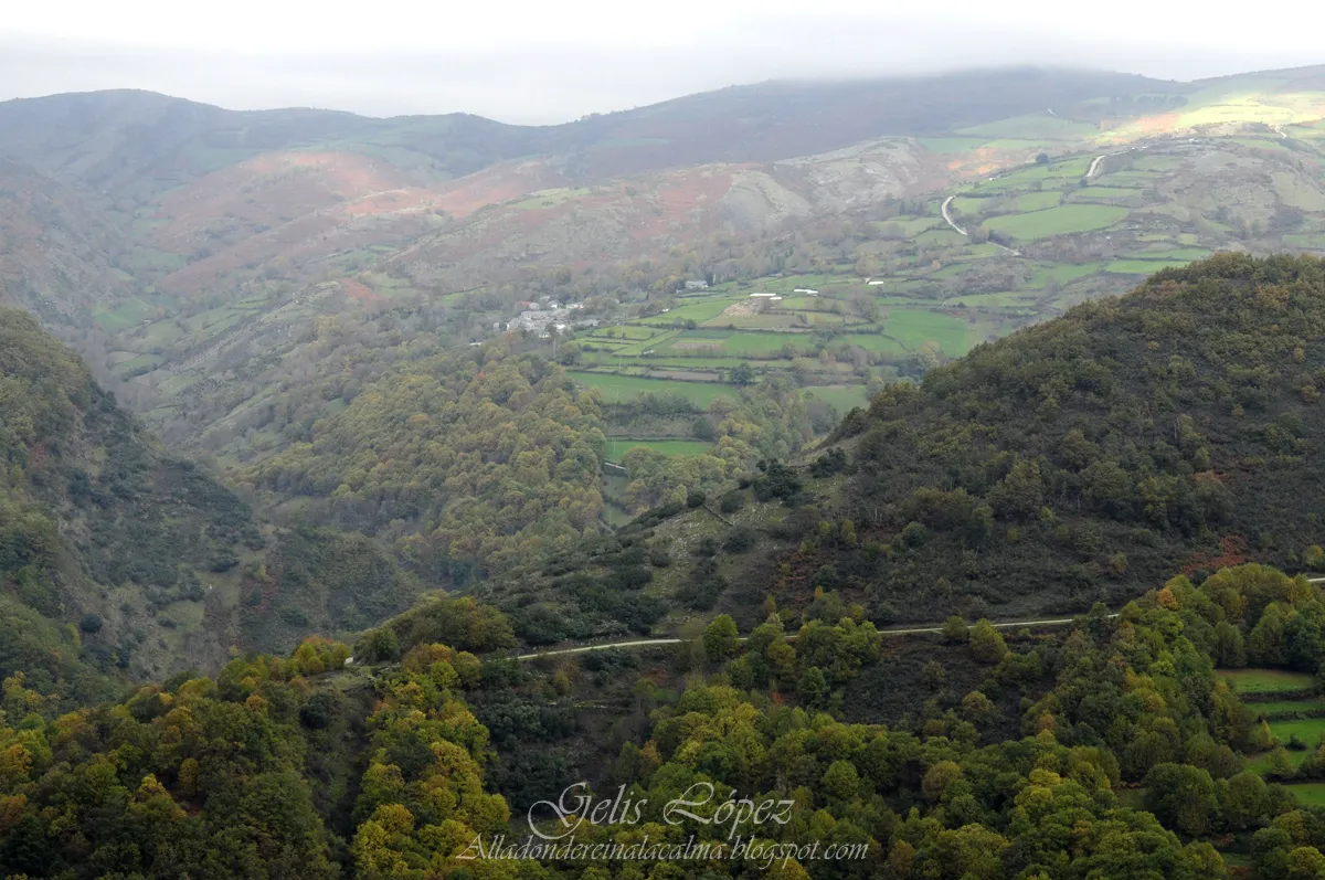 Photo showing: Noceda desde o mirador de Mostad.