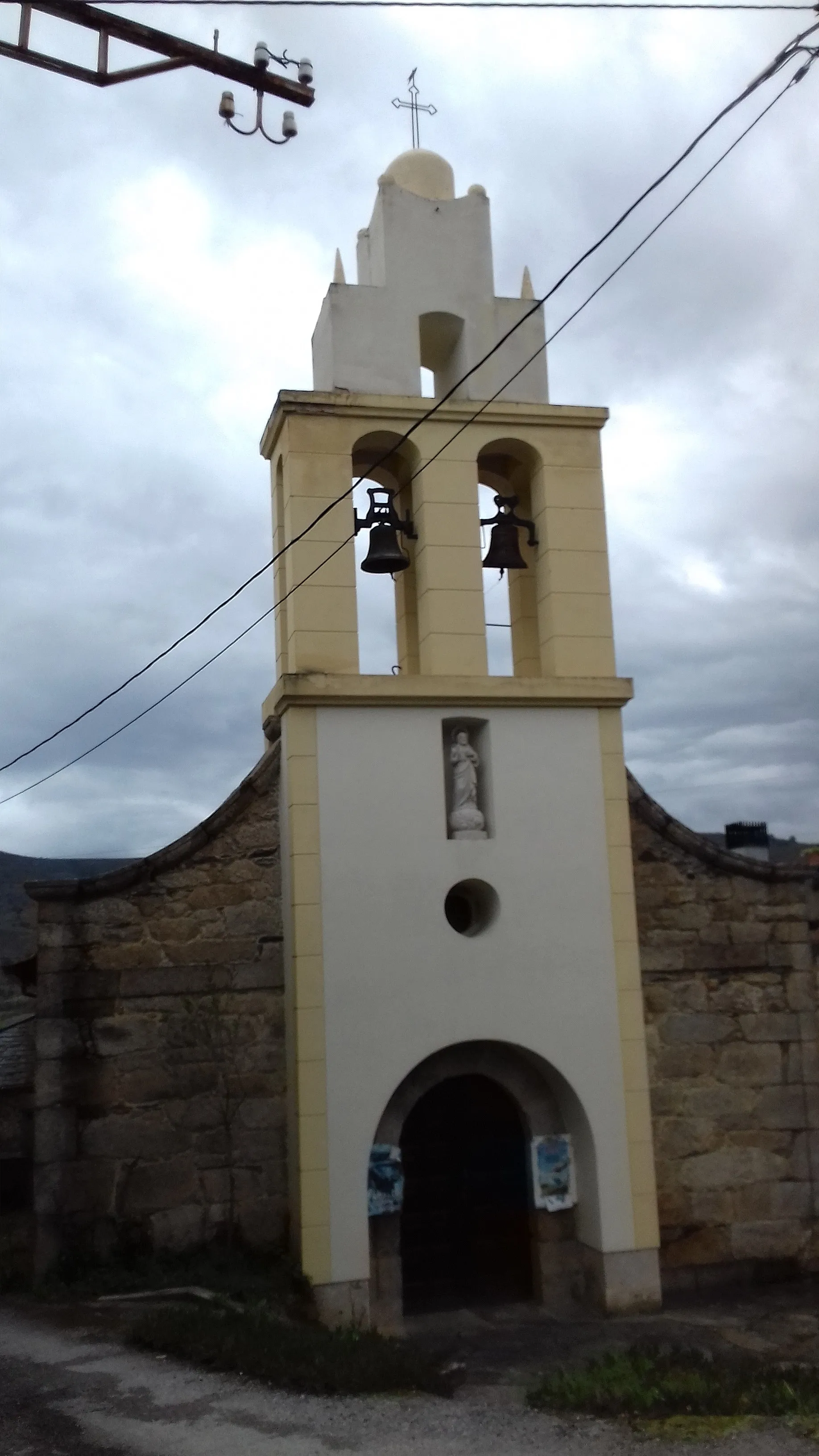 Photo showing: Igrexa de Freixido, Larouco, na aldea da Caseta