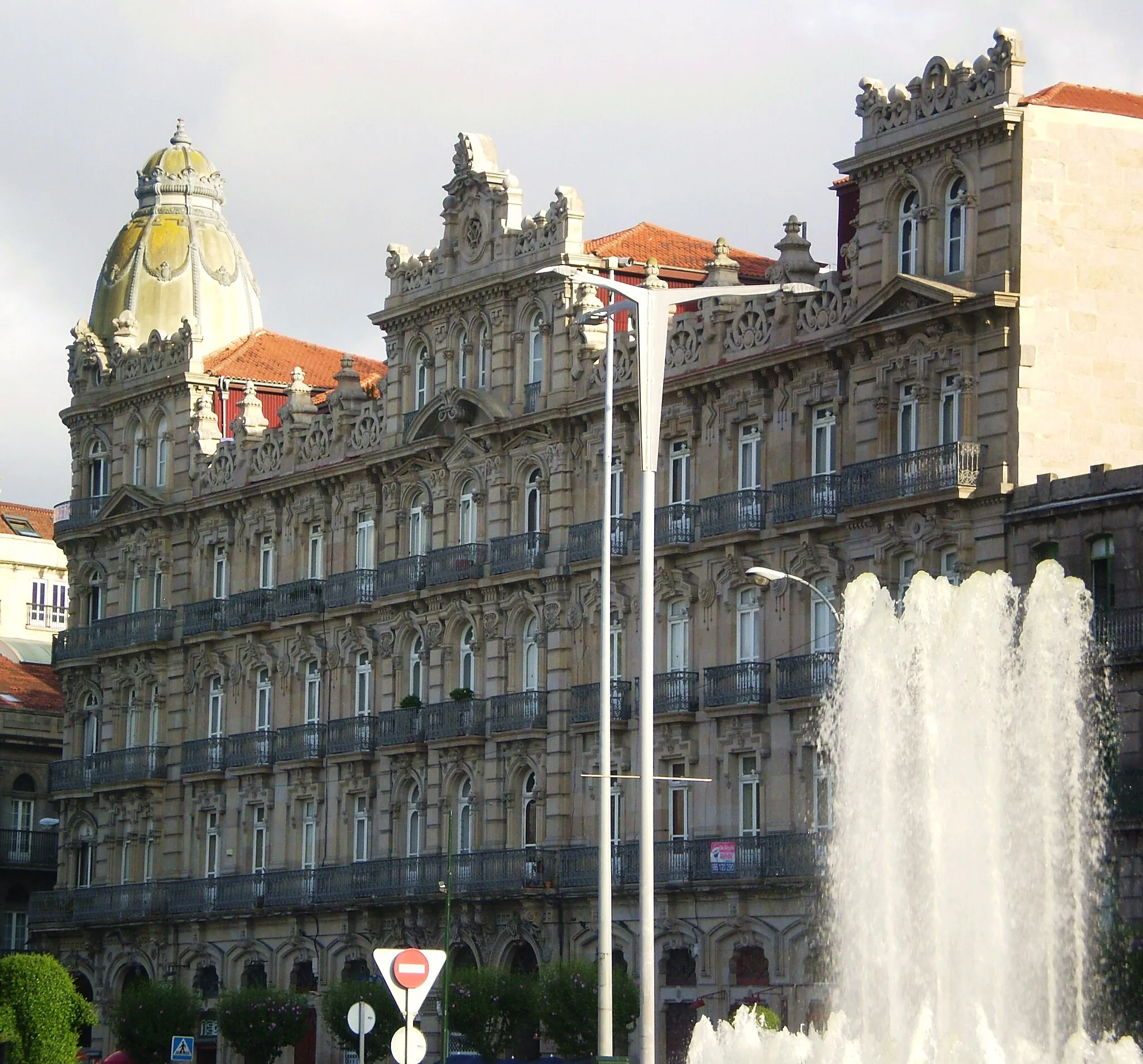 Photo showing: Edificio Bonin, Vigo