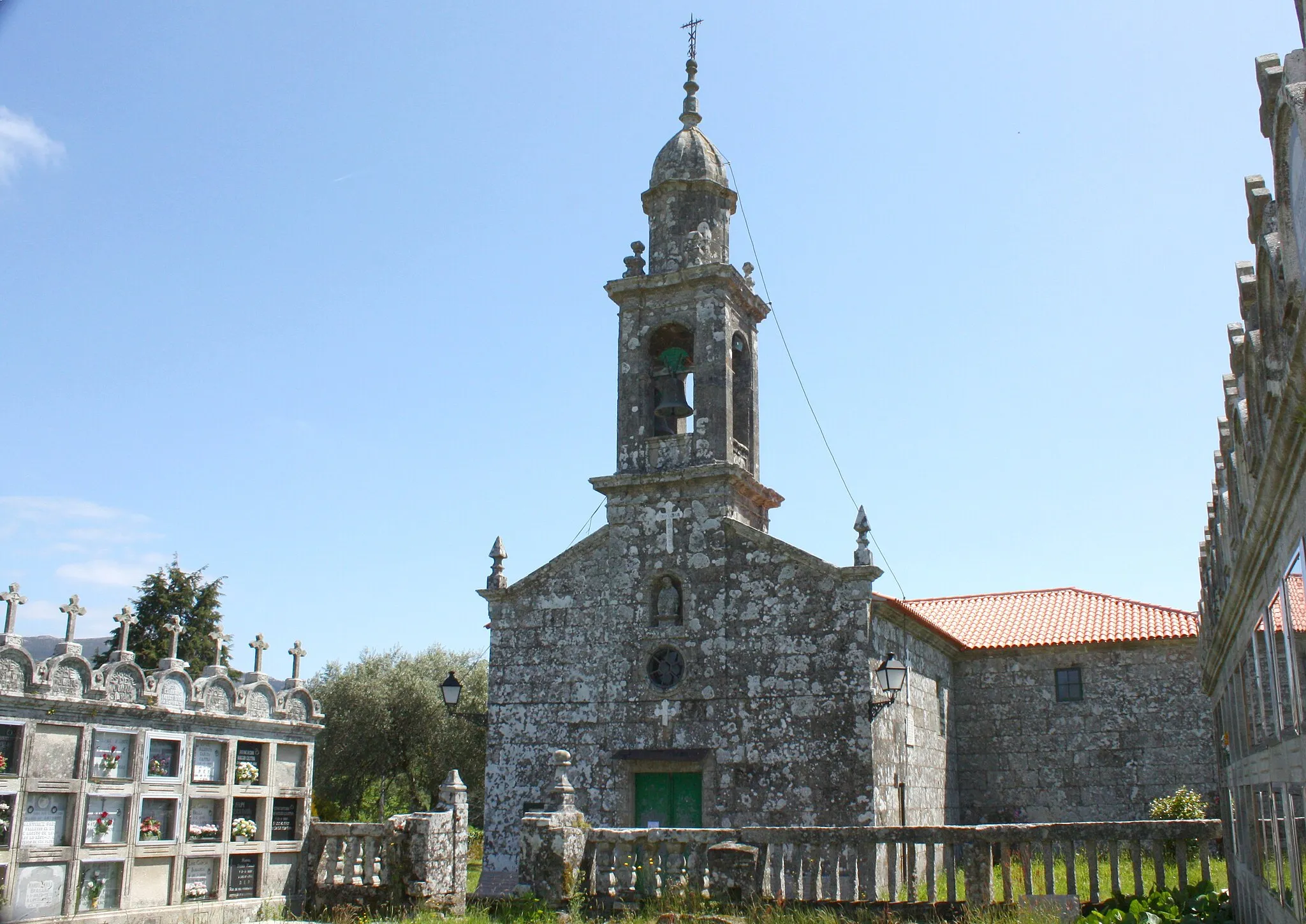 Photo showing: Igrexa de San Clemente de Cesar (Caldas de Reis)