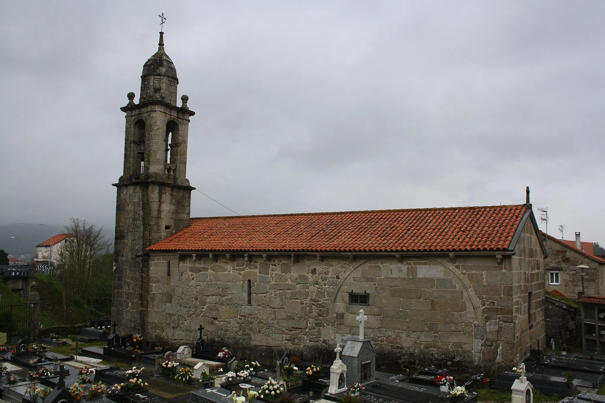 Photo showing: Iglesia de San Julián de Requeixo