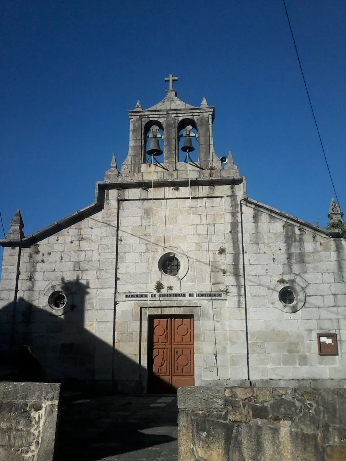 Photo showing: Igrexa de San Tomé de Monteagudo no concello coruñés de Arteixo.