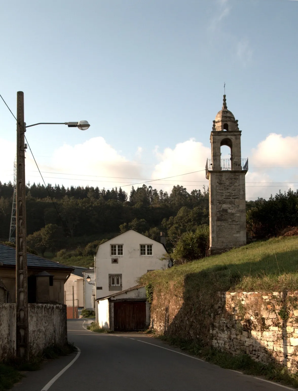 Photo showing: Campanario de Muras