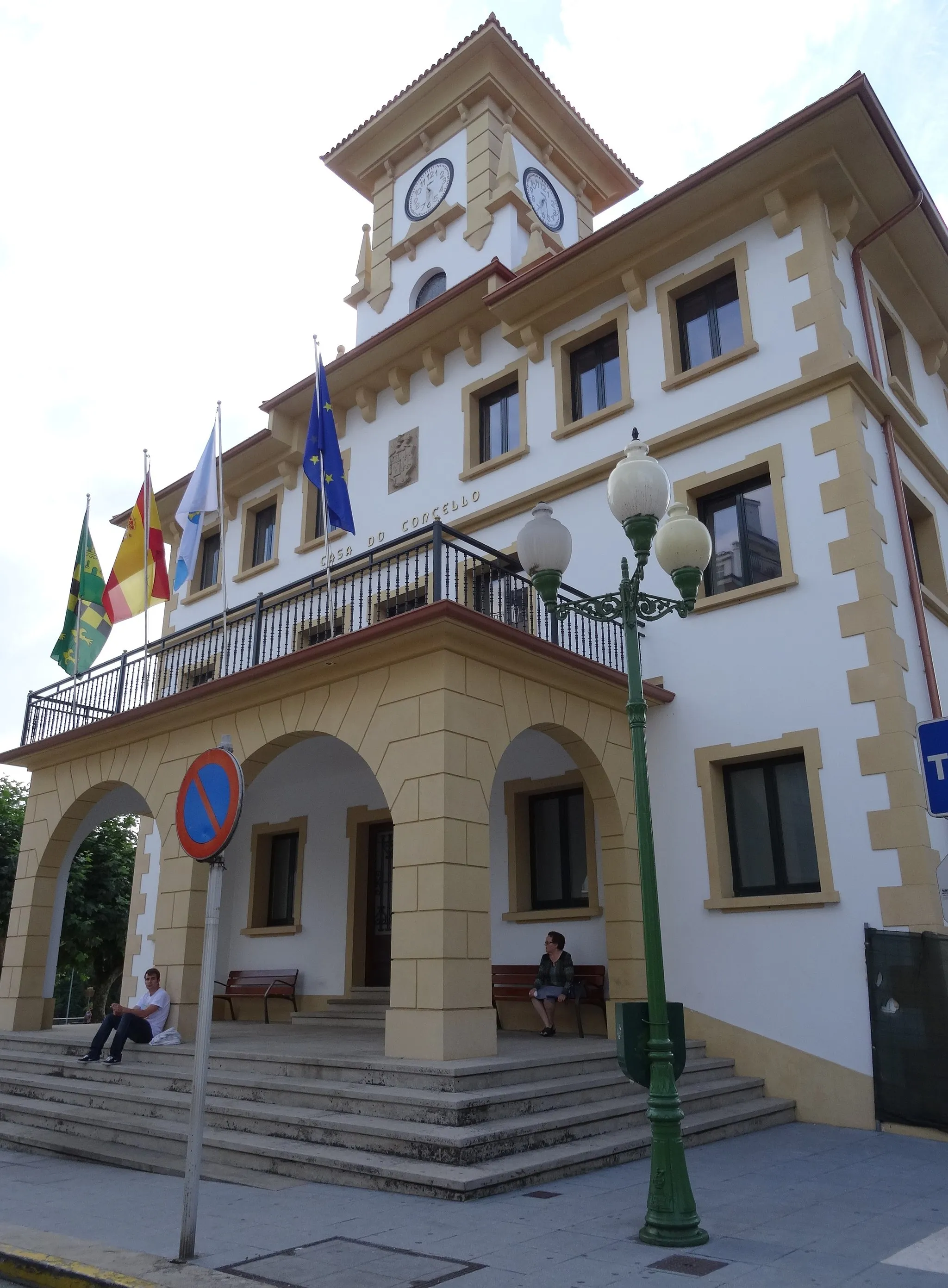 Photo showing: Casa do concello de Ordes.