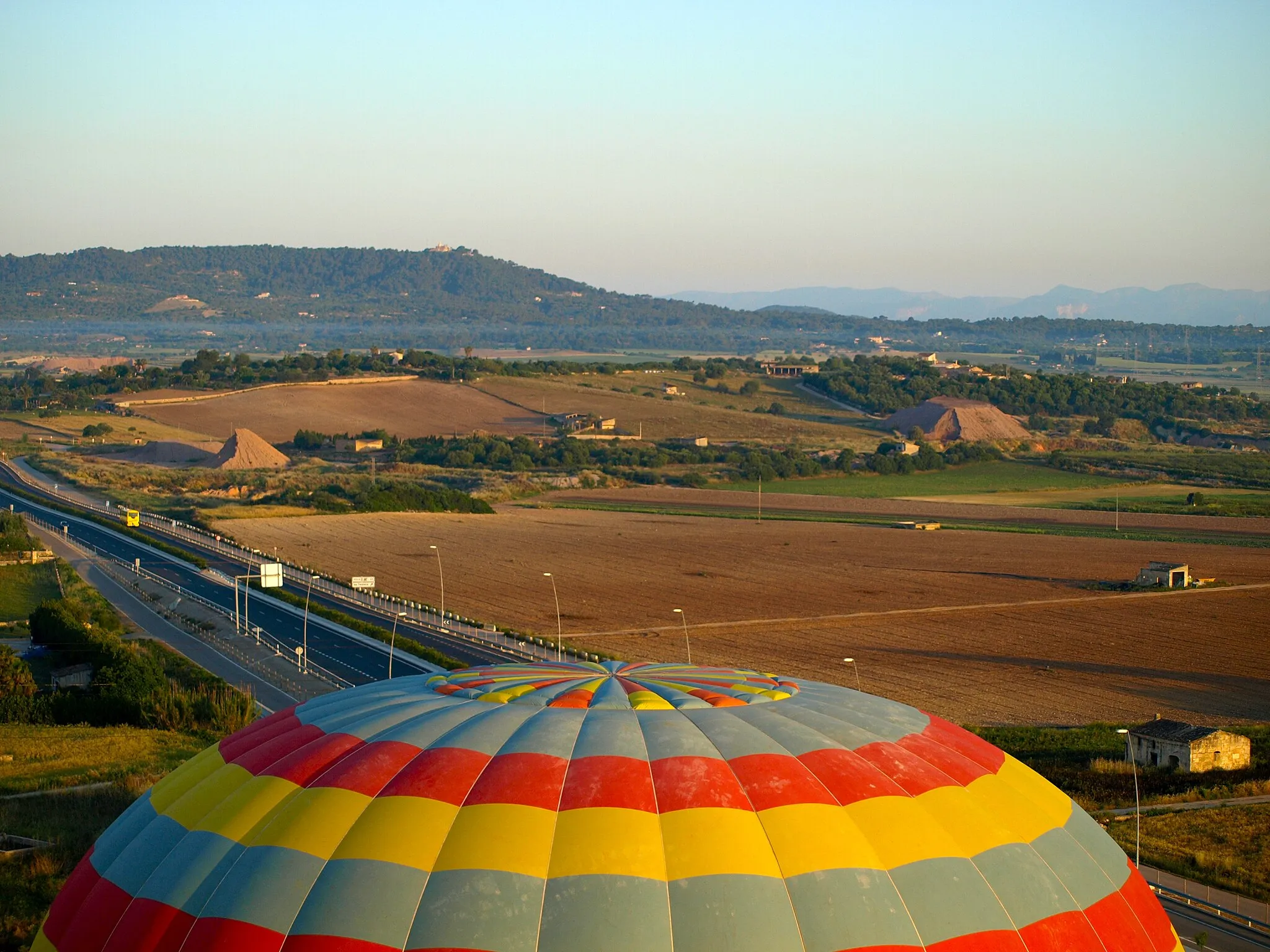 Photo showing: Balloon excursion over Manacor