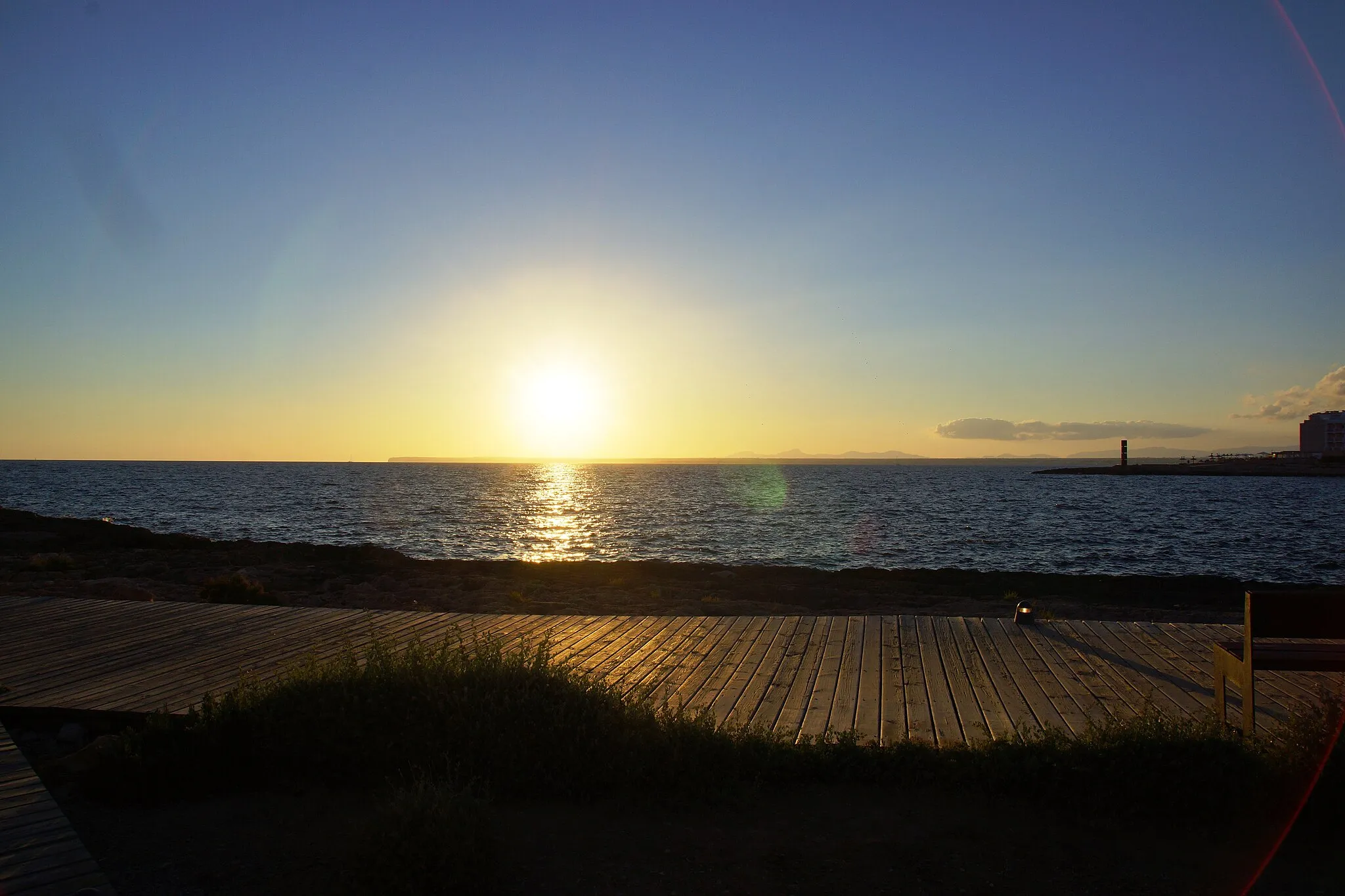 Photo showing: Colonia de Sant Jordi