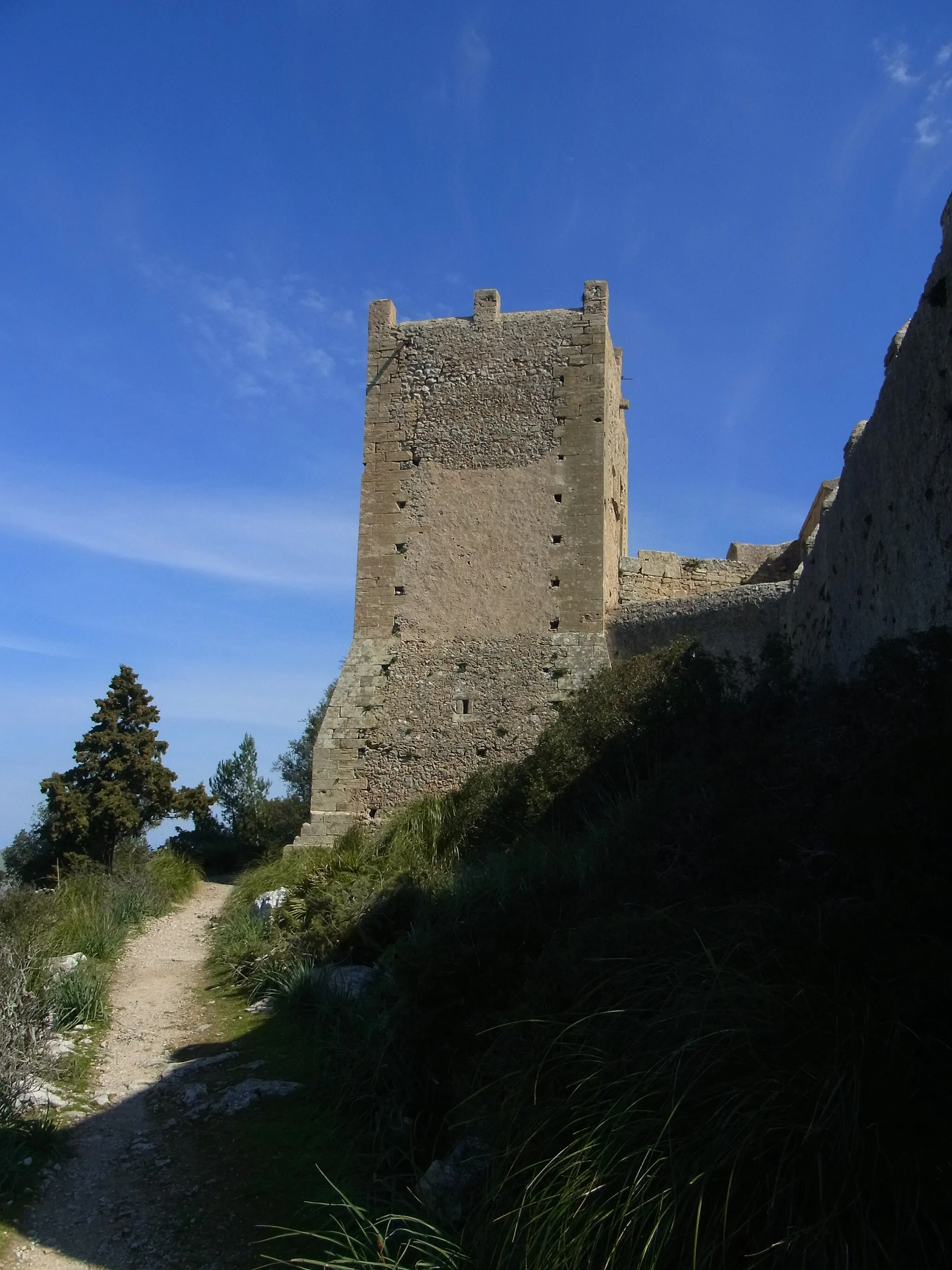 Photo showing: Santuari de la Mare de Deú del Puig, Wehrturm