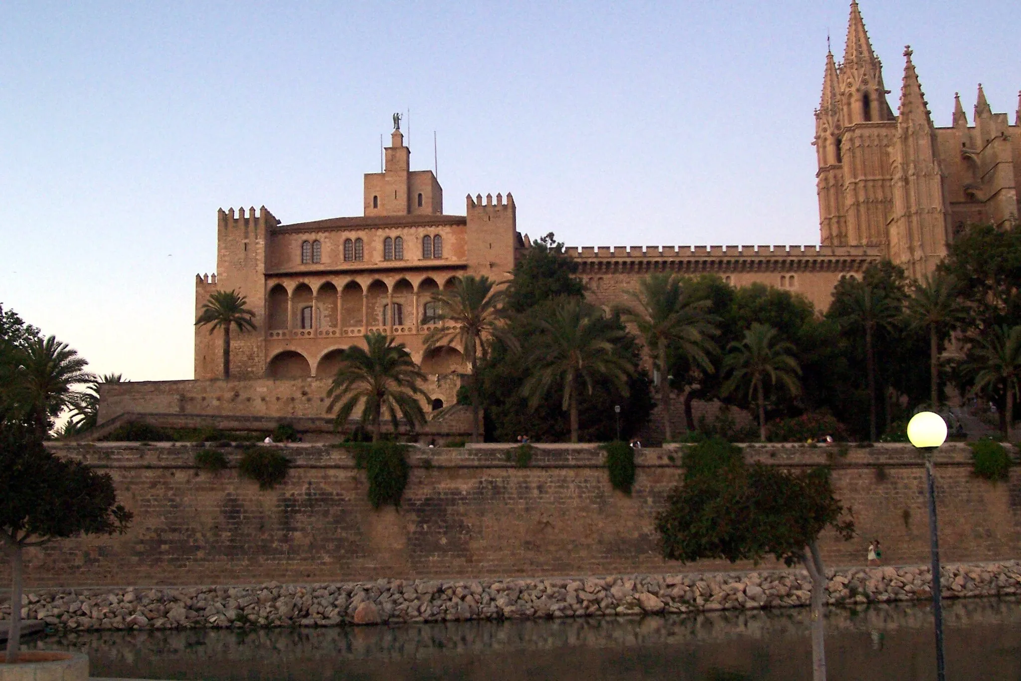 Photo showing: Castell de l'Almudaina (Palma, Illes Balears)/ L'Almudaina Castle (Palma, Balearic Islands)