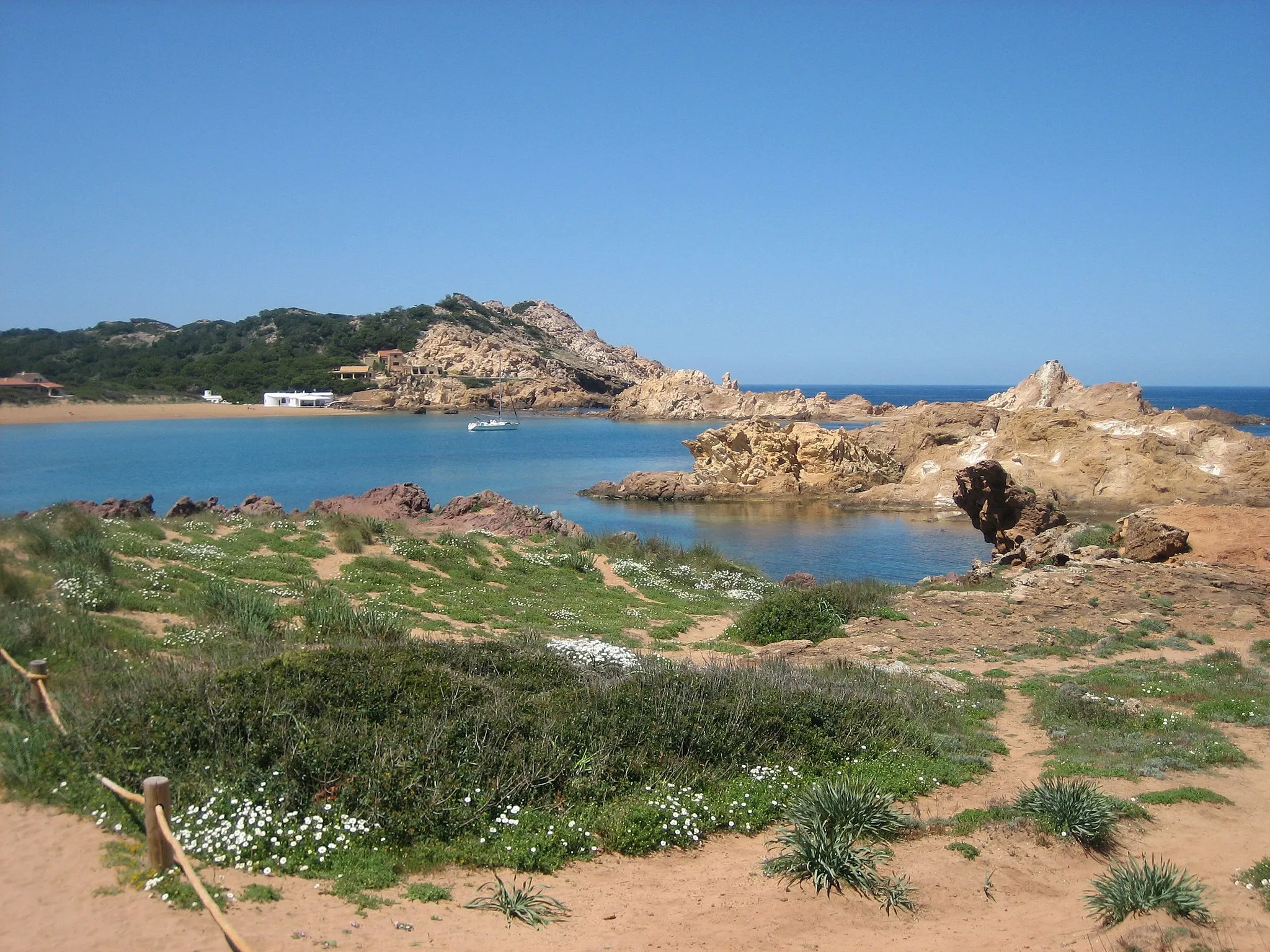 Photo showing: This is a a photo of a beach in the Balearic Islands, Spain, with id:
