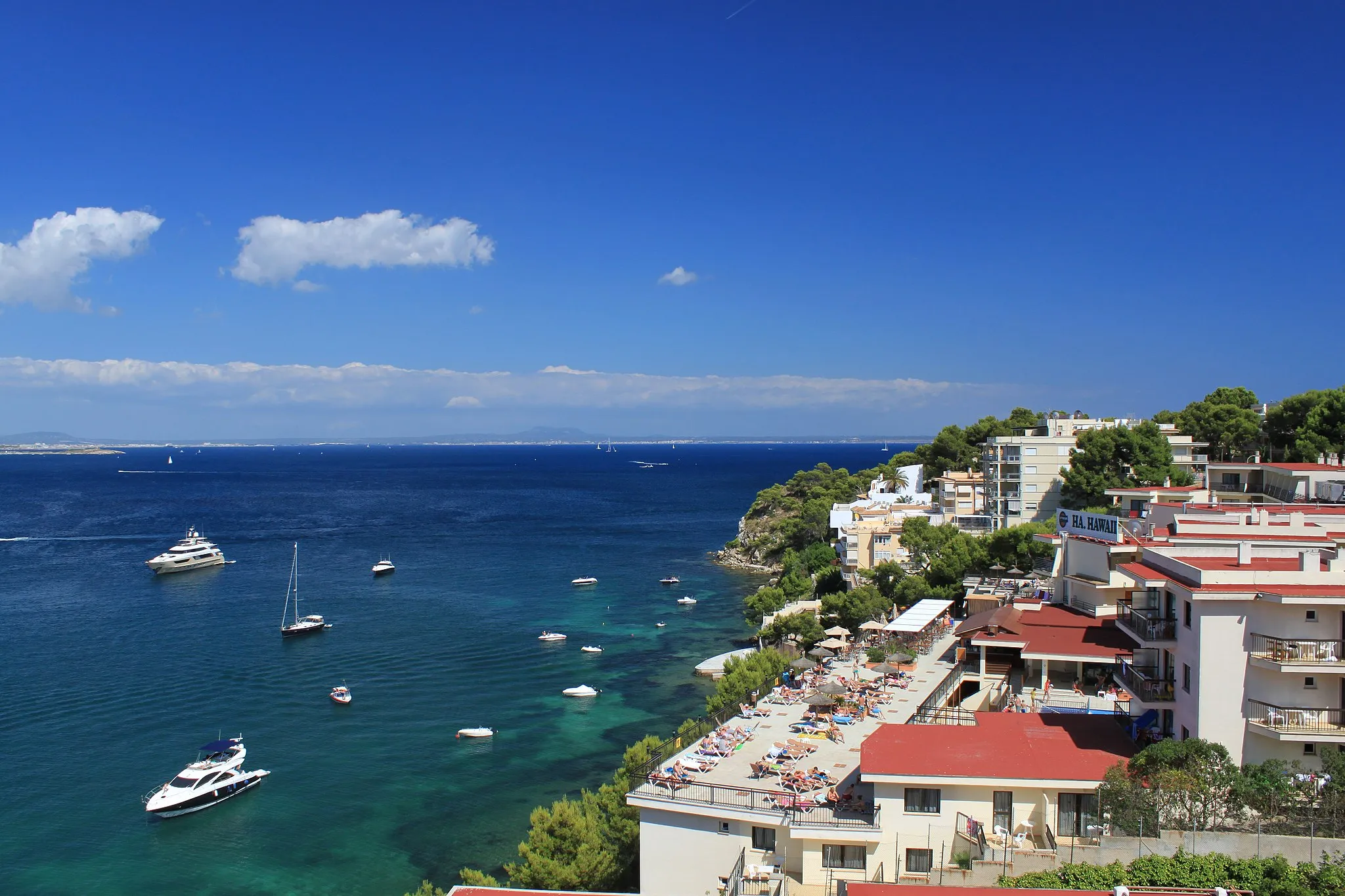 Photo showing: Palmanova Bay from hotel Hawaii, Mallorca