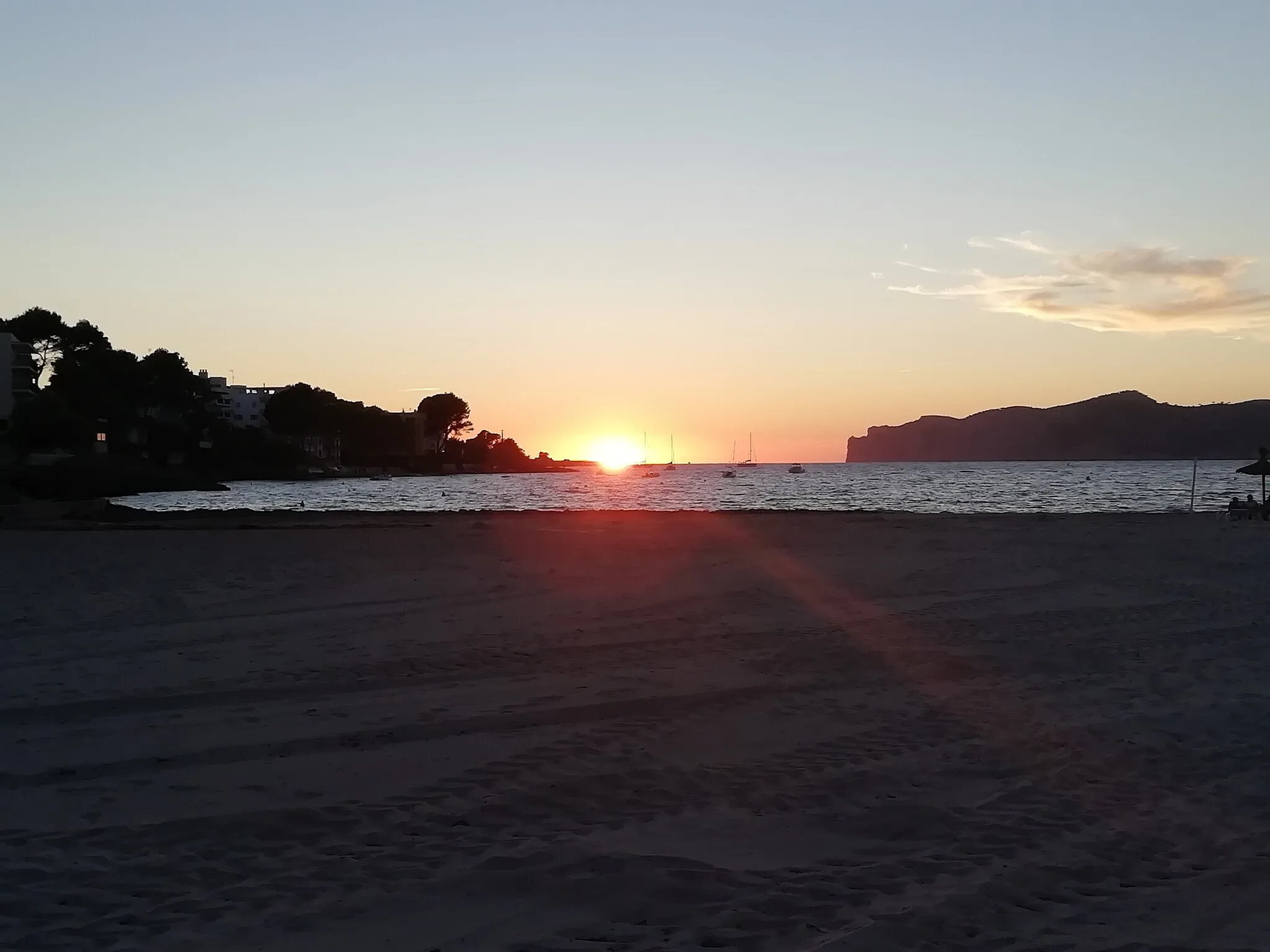 Photo showing: Atardecer en Santa Ponsa, Mallorca.