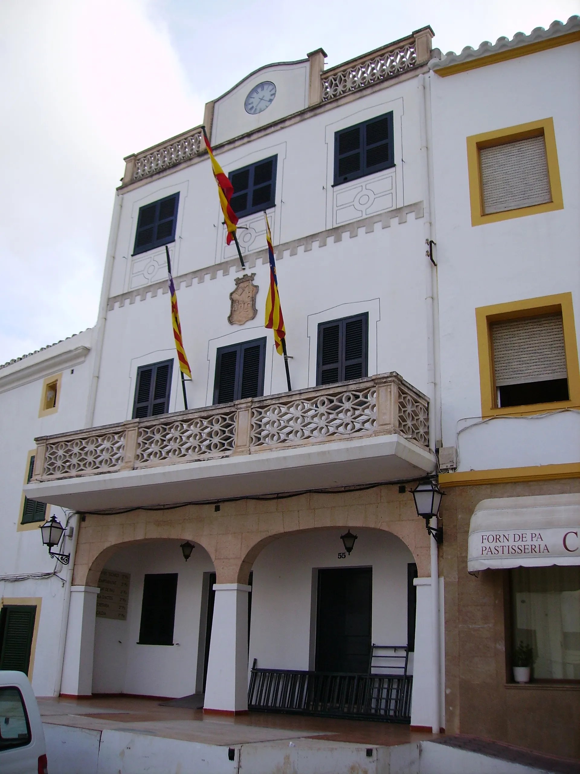 Photo showing: Ajuntament de Ferreries, Menorca, Illes Balears